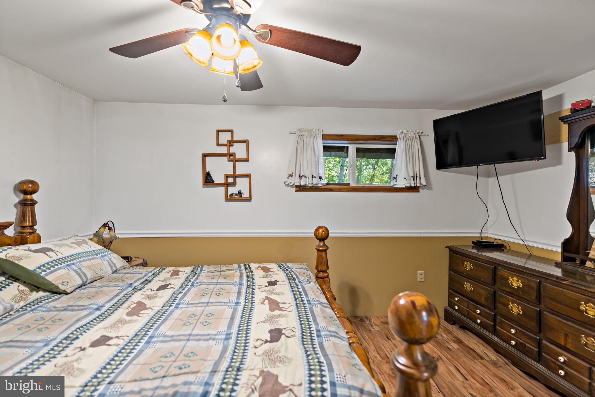 THUNDERBIRD HILLS - Residential