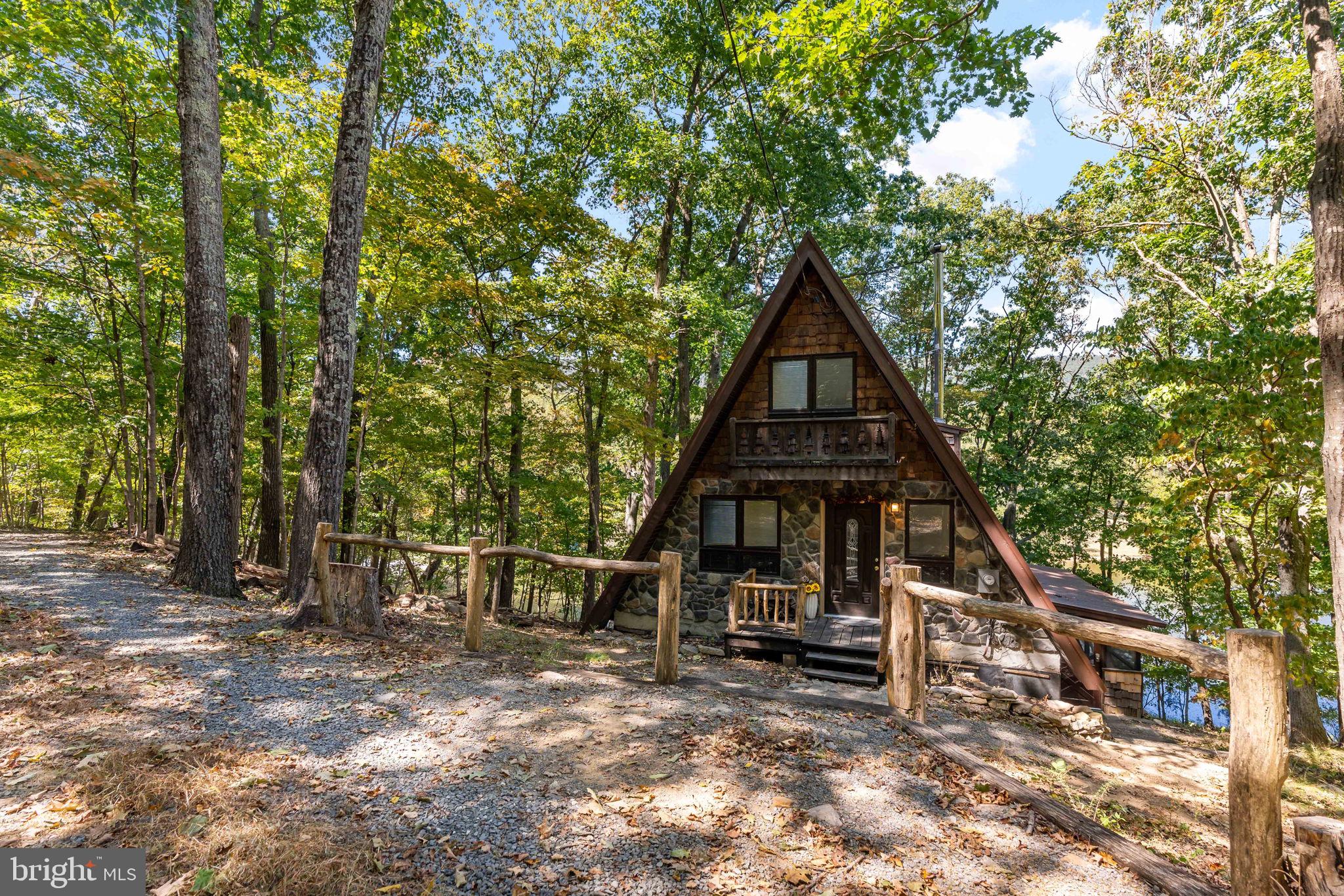 THUNDERBIRD HILLS - Residential