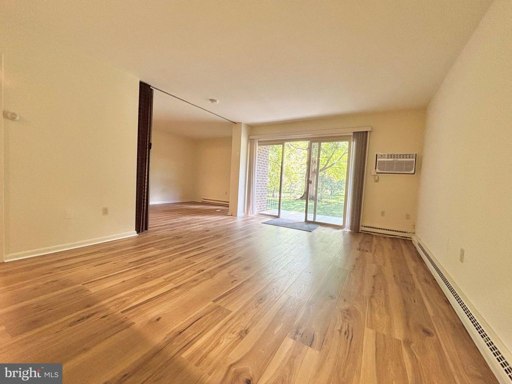 Photo of 3322 Chiswick Court #61-1G, SILVER SPRING, MD 20906 (MLS # MDMC2201846)