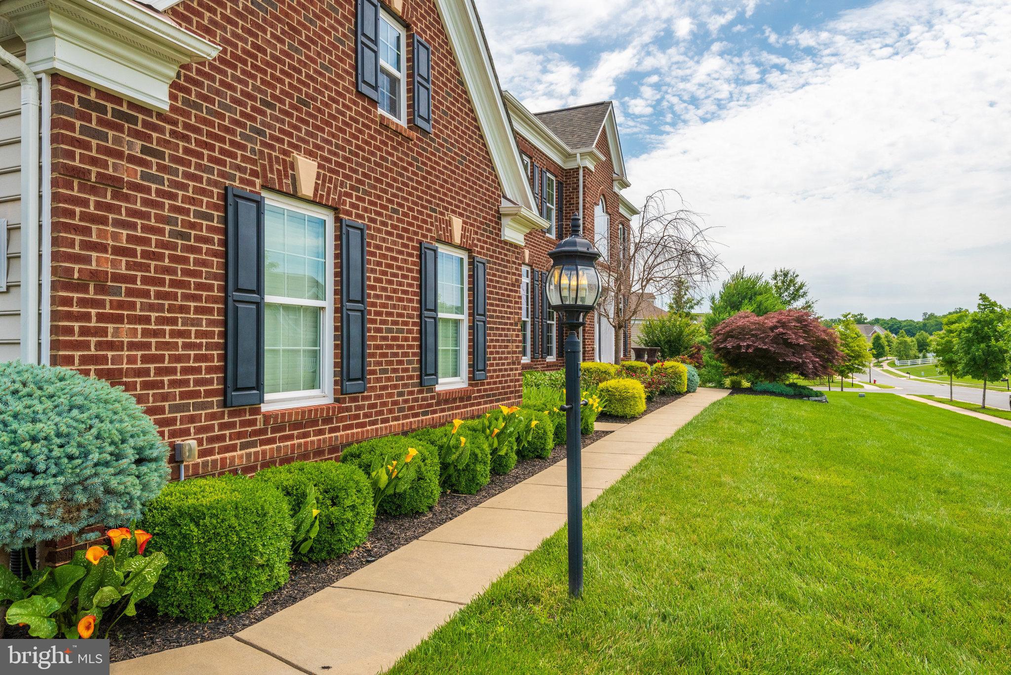 RED CEDAR - Residential Lease