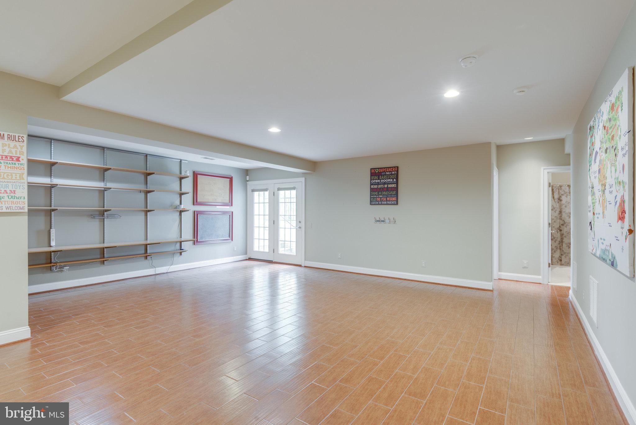 RED CEDAR - Residential Lease