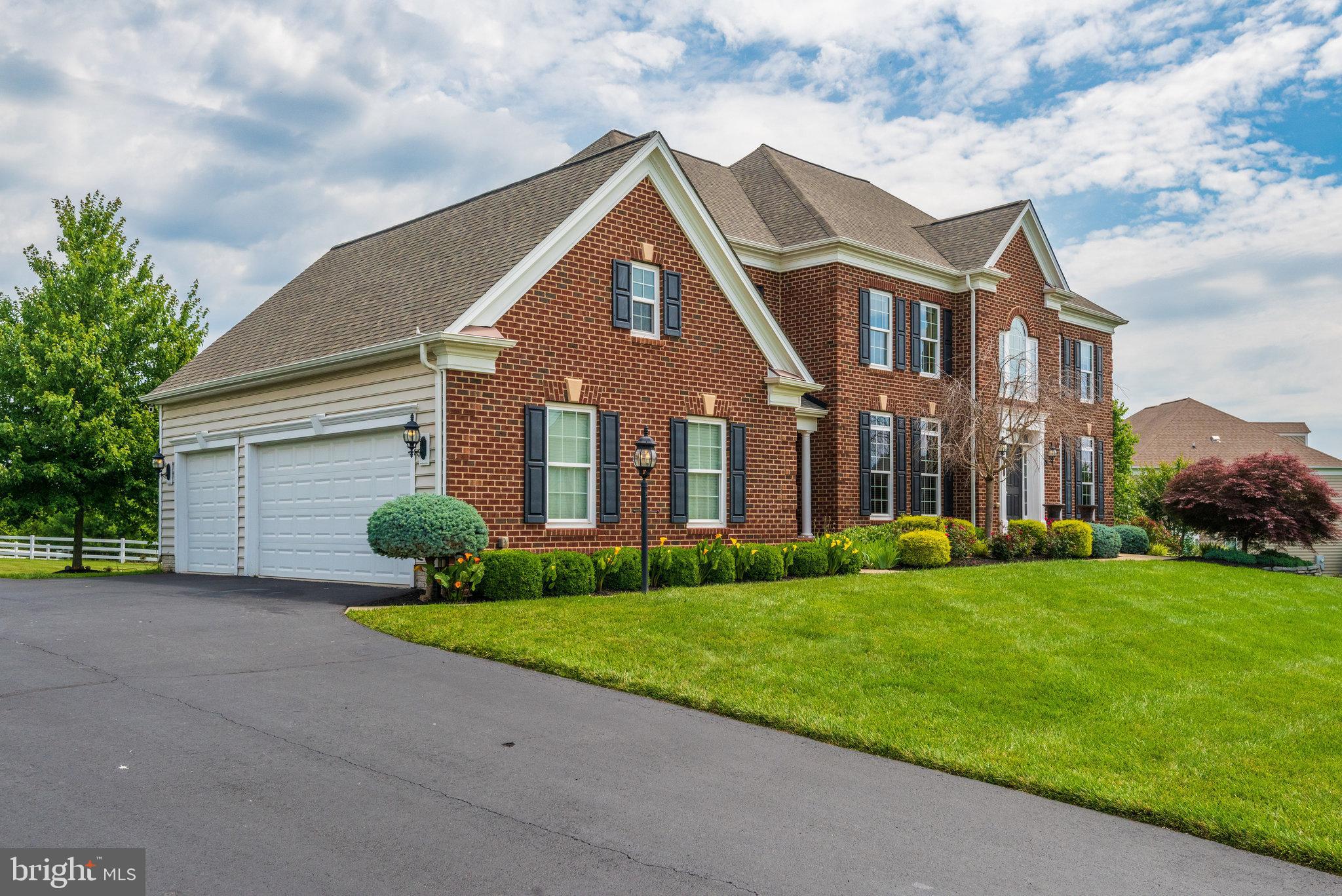 RED CEDAR - Residential Lease