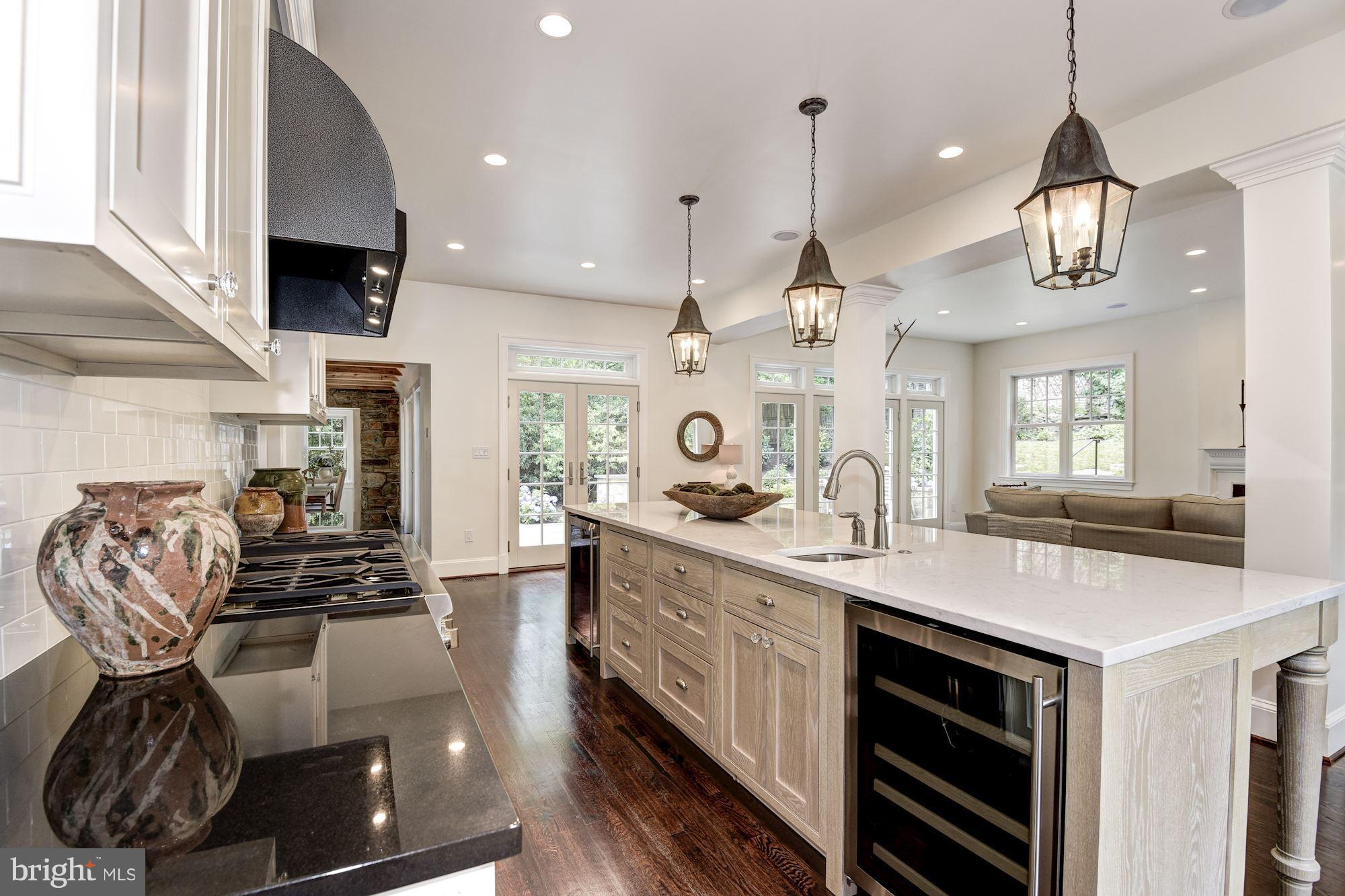 SPRING VALLEY - Residential
