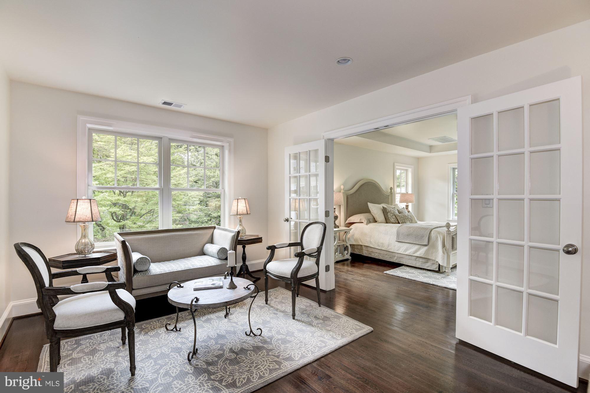 SPRING VALLEY - Residential