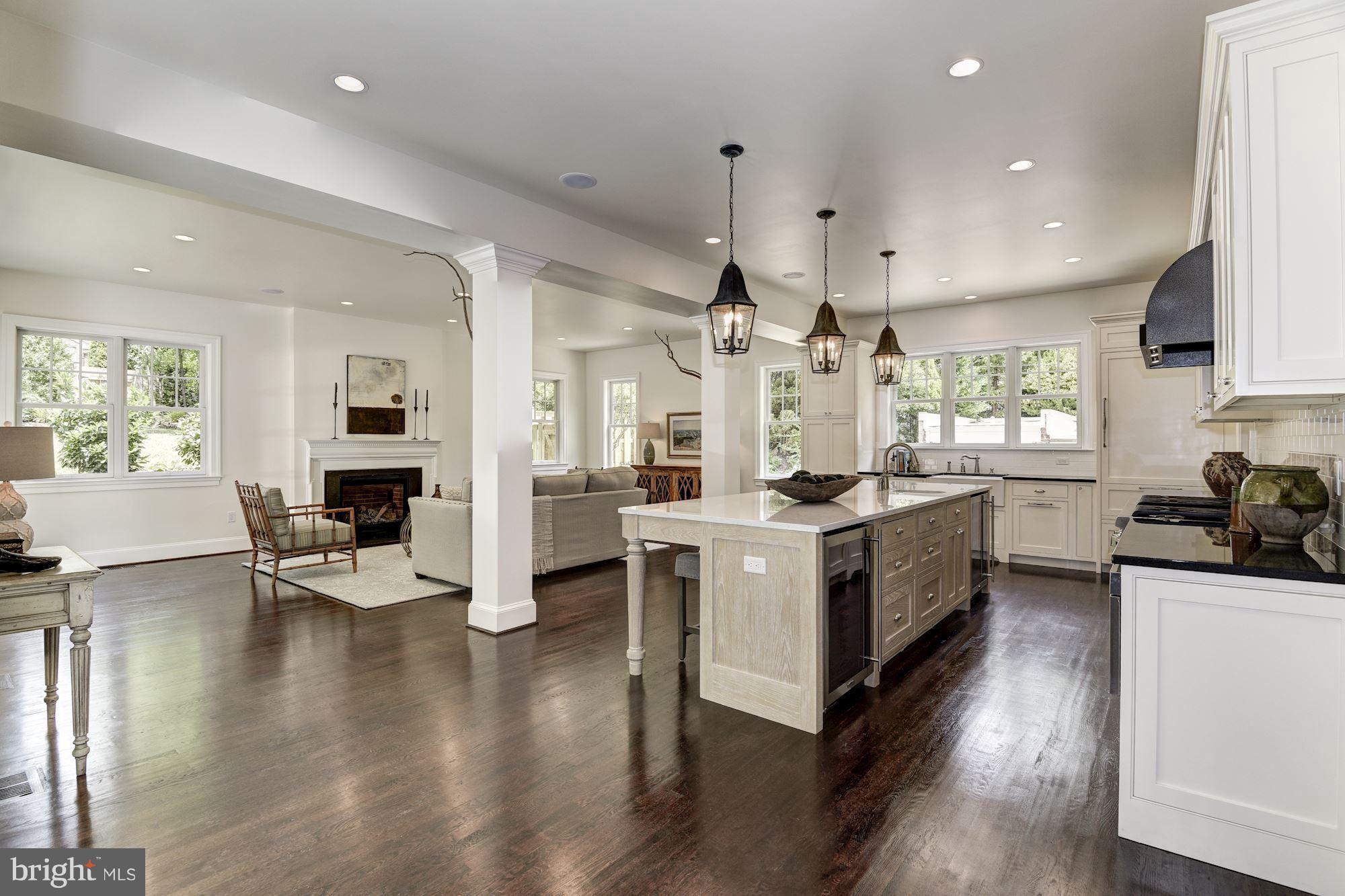 SPRING VALLEY - Residential