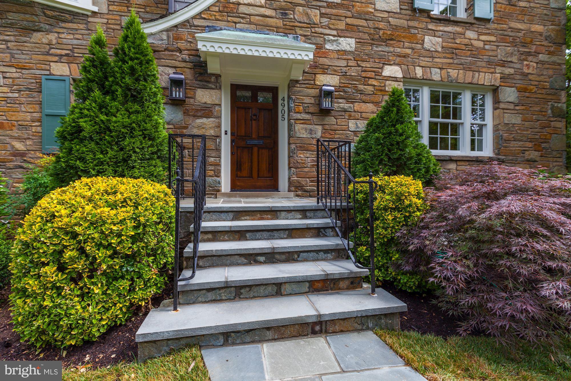 SPRING VALLEY - Residential