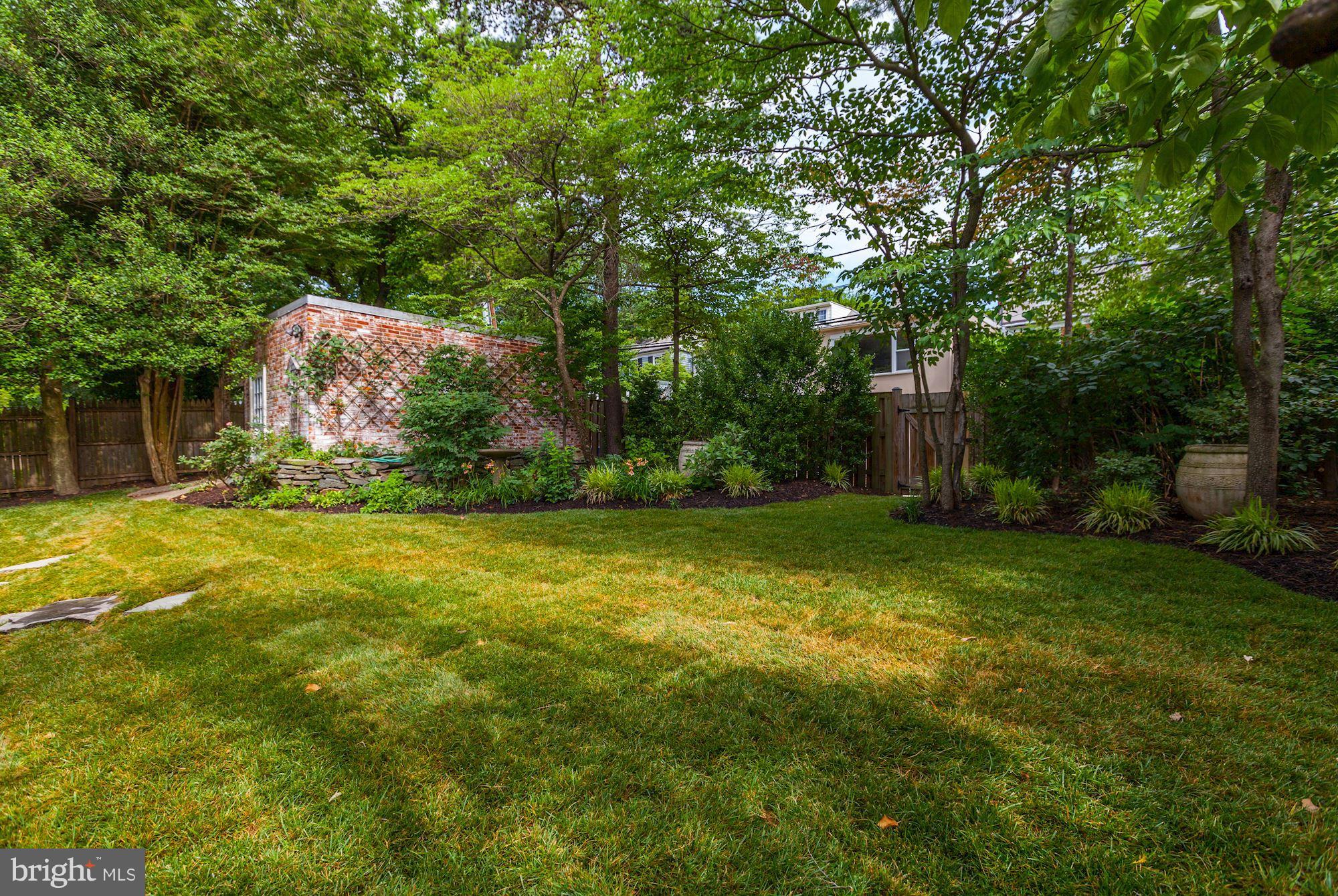 SPRING VALLEY - Residential