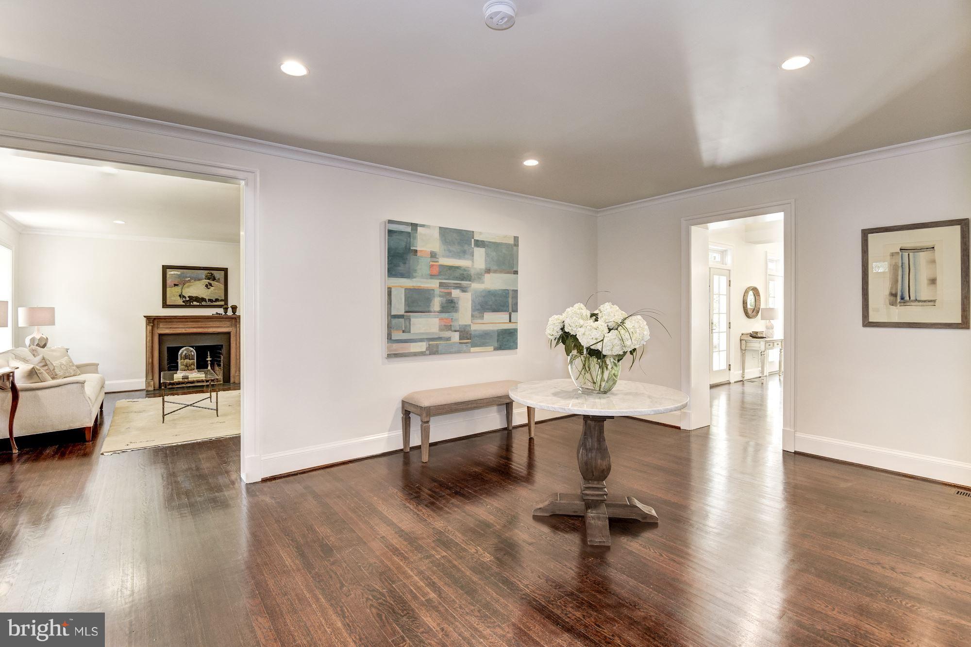 SPRING VALLEY - Residential
