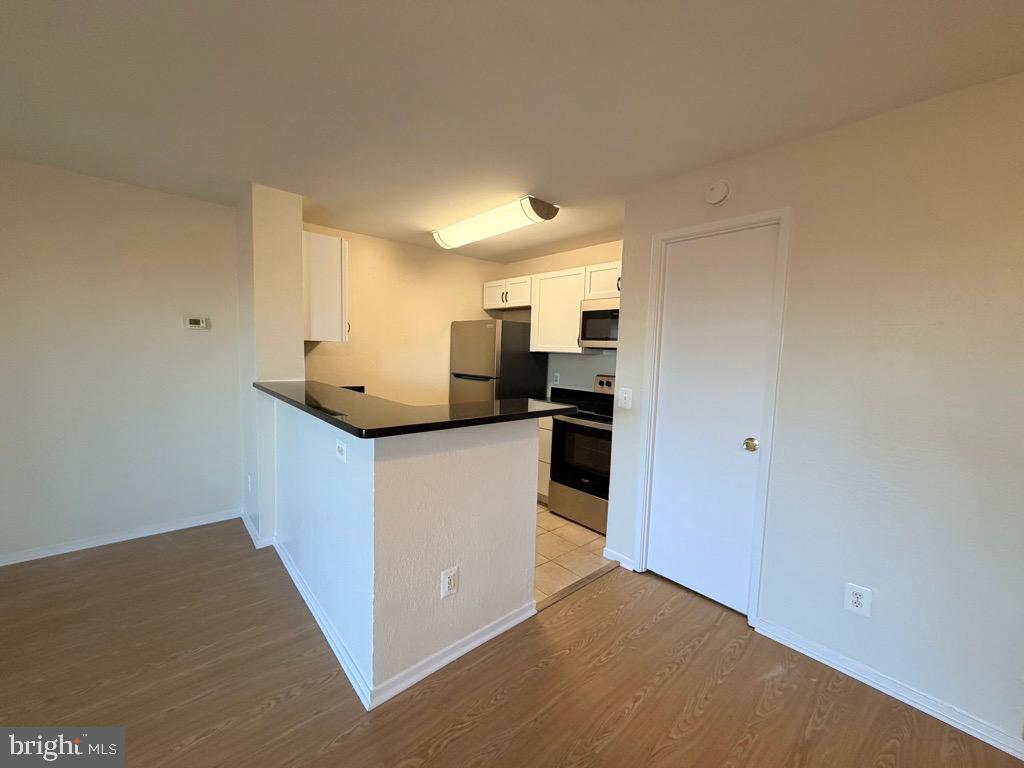 WEST END CONDOS - Residential Lease