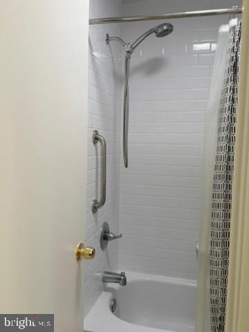 WEST END CONDOS - Residential Lease