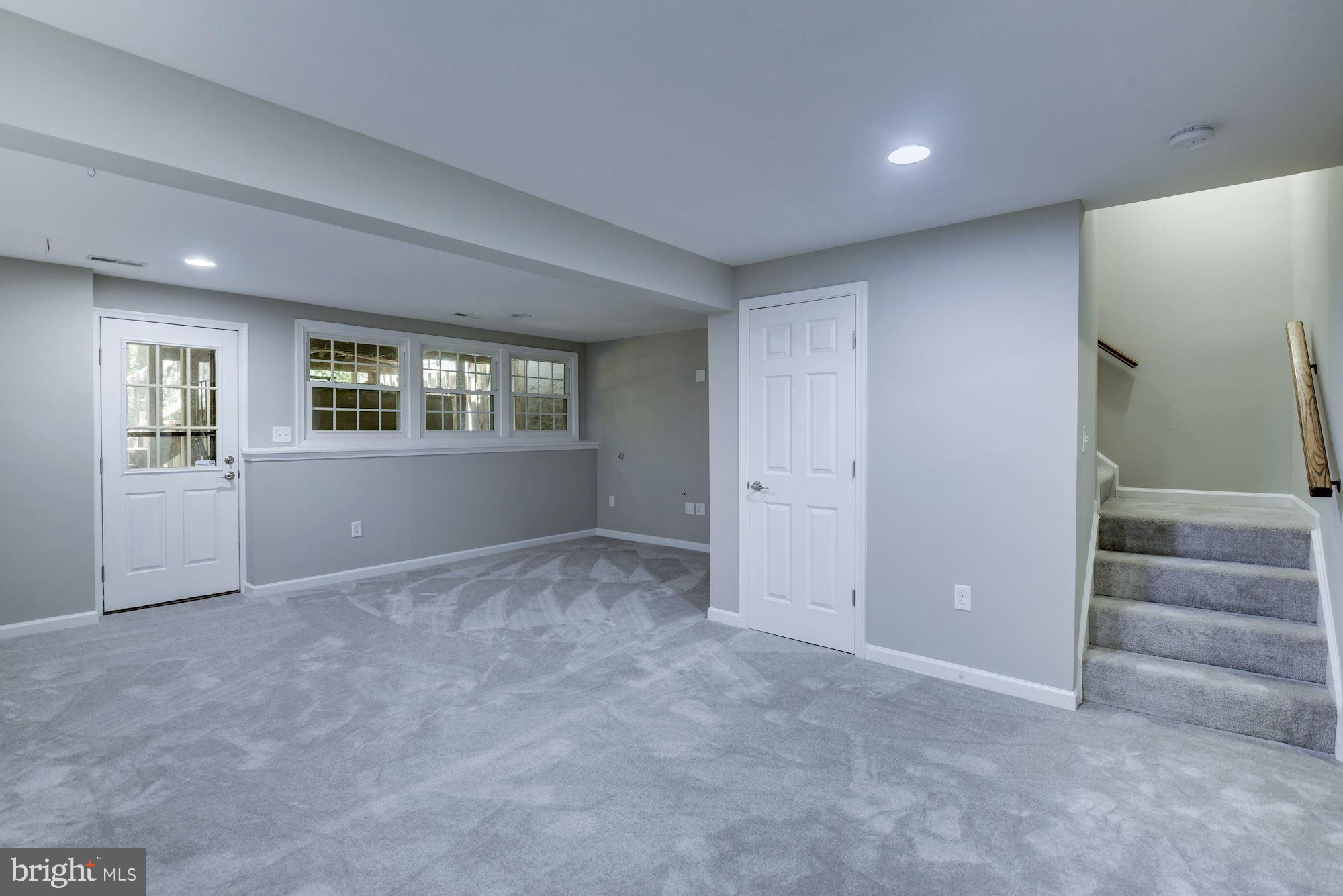 CHESTNUT HILL COVE - Residential