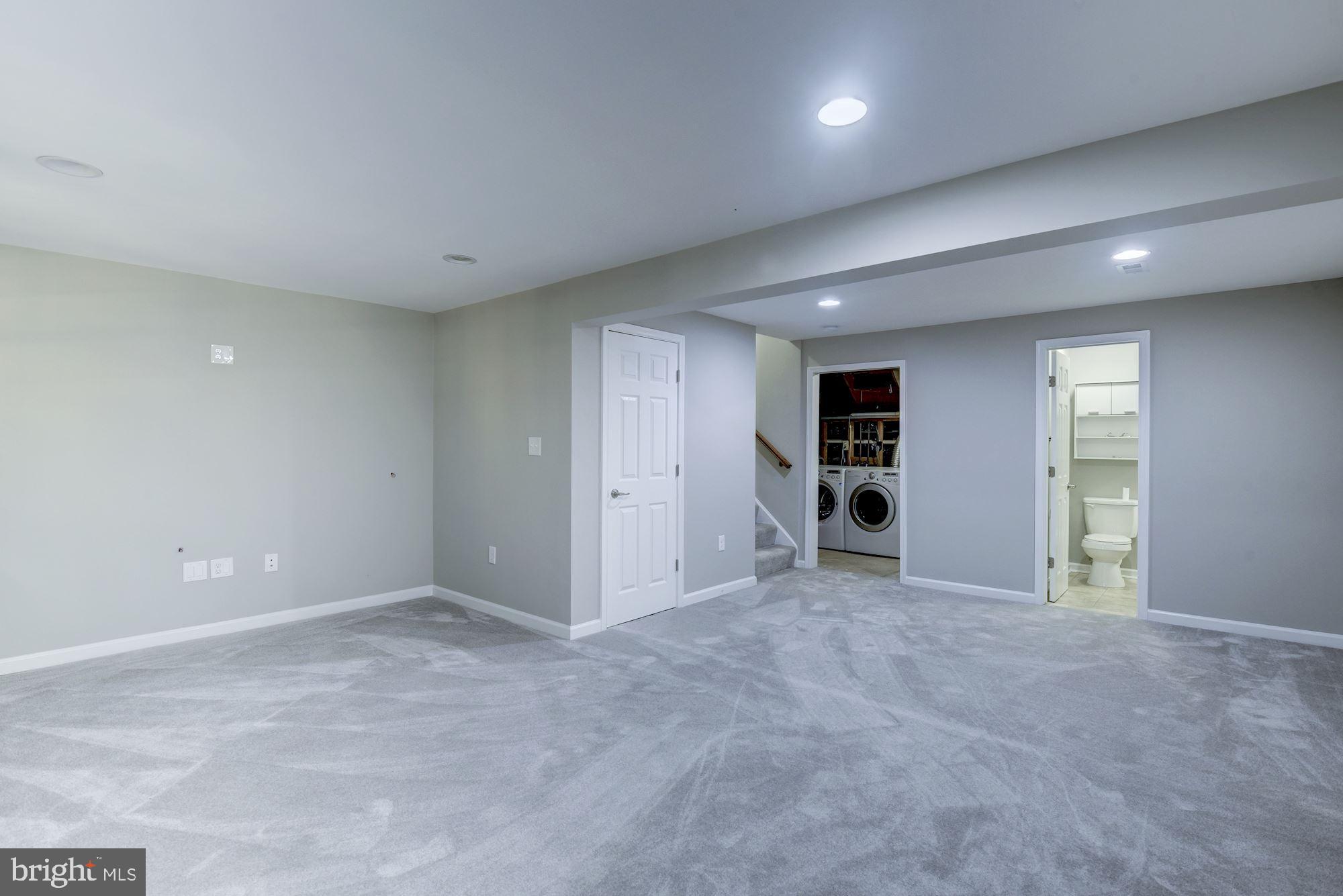 CHESTNUT HILL COVE - Residential