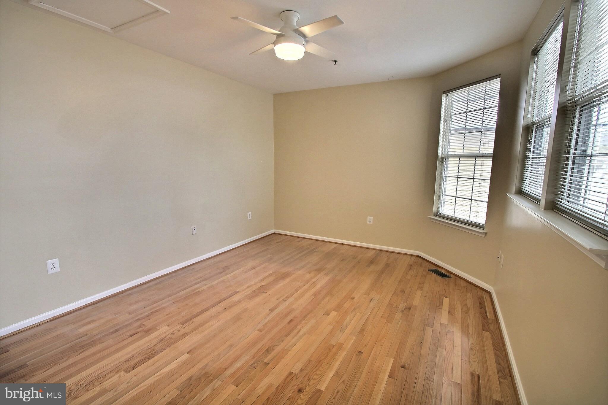 KING FARM BAILEYS COMMON - Residential