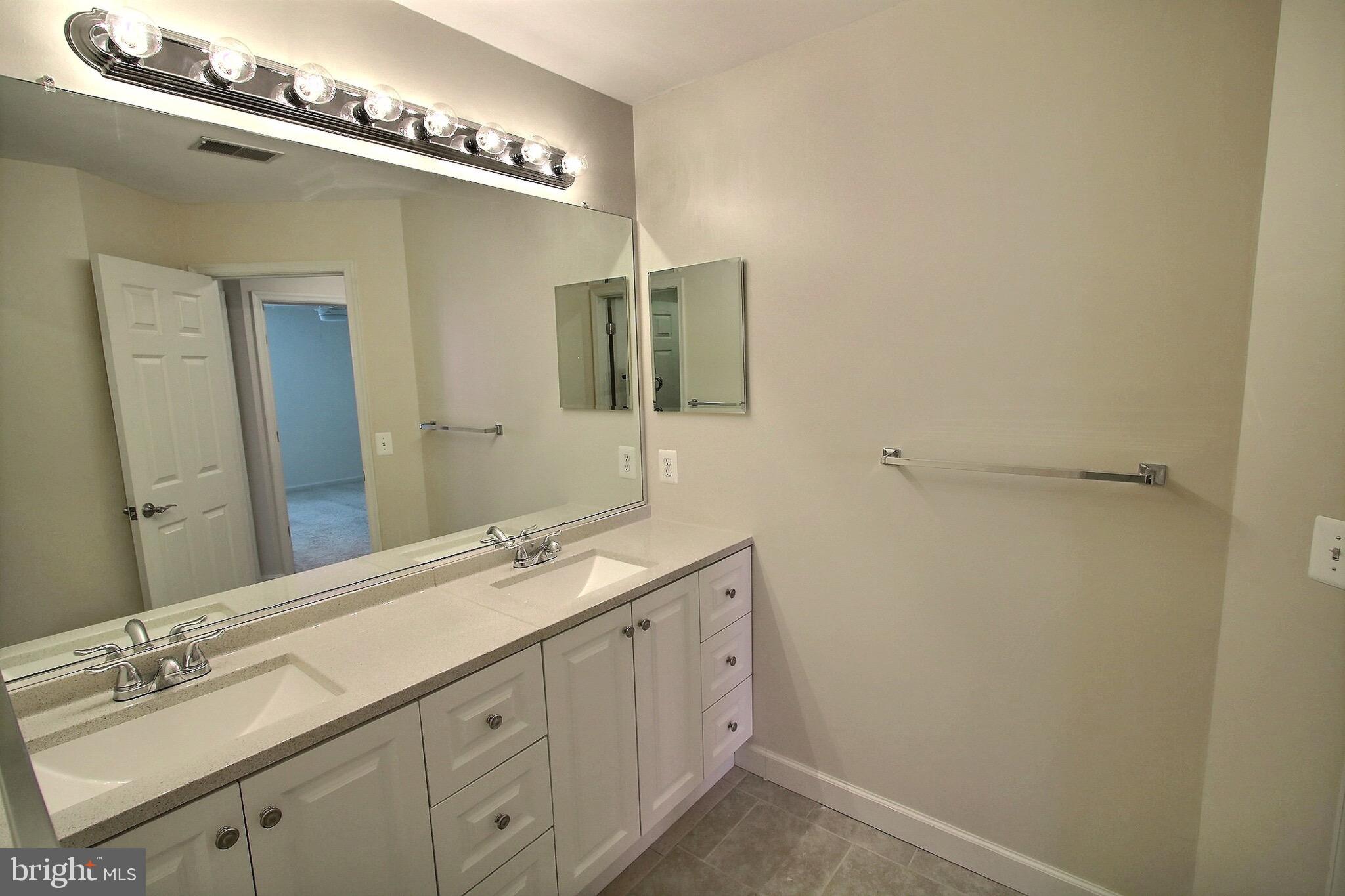 KING FARM BAILEYS COMMON - Residential