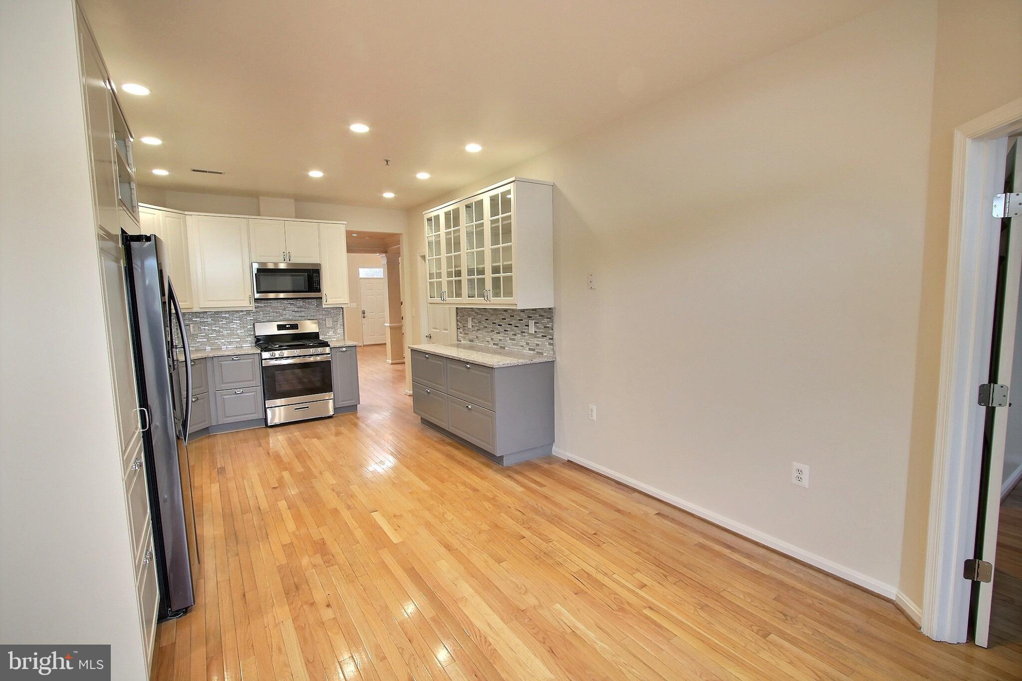 KING FARM BAILEYS COMMON - Residential