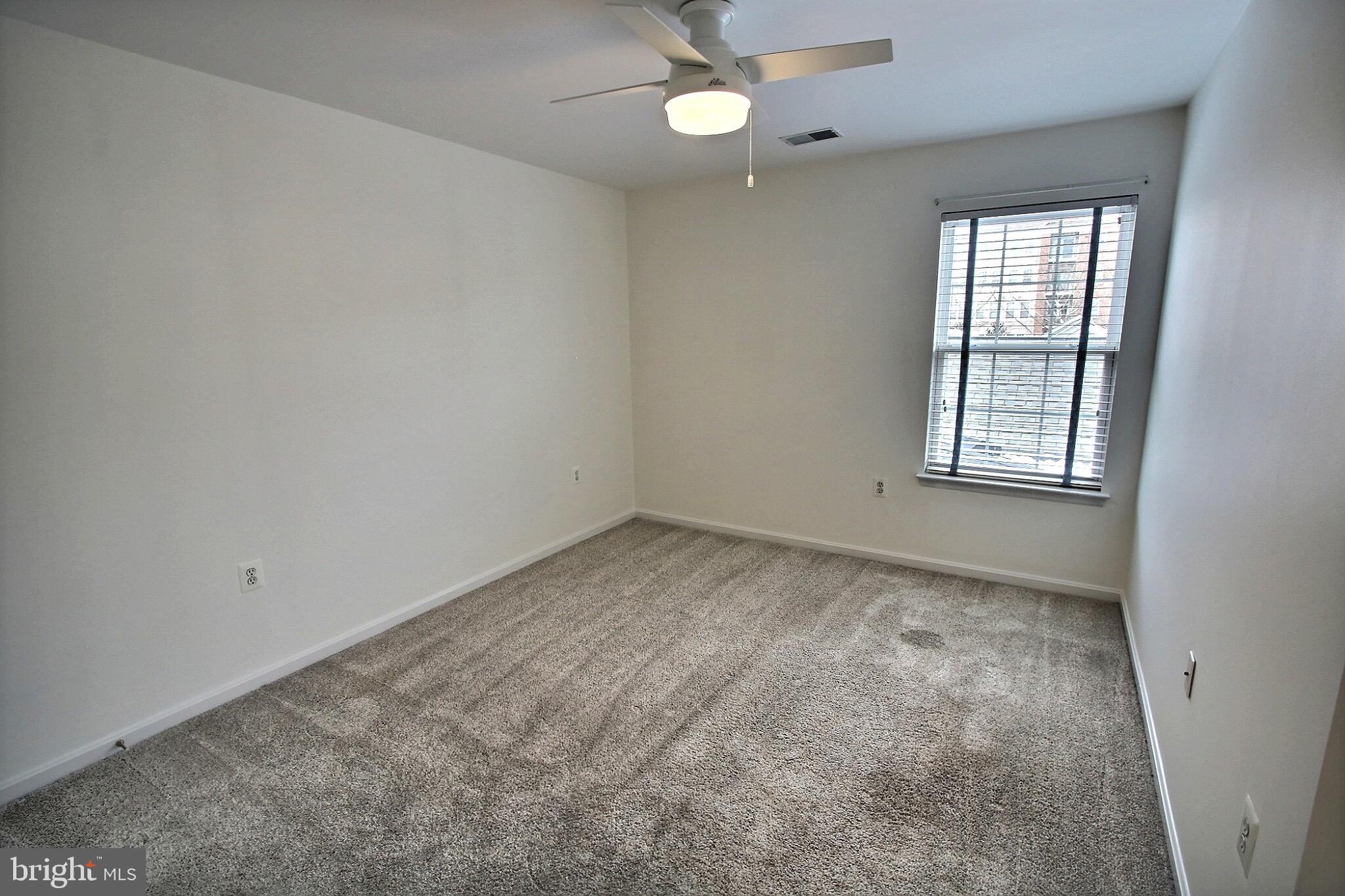 KING FARM BAILEYS COMMON - Residential