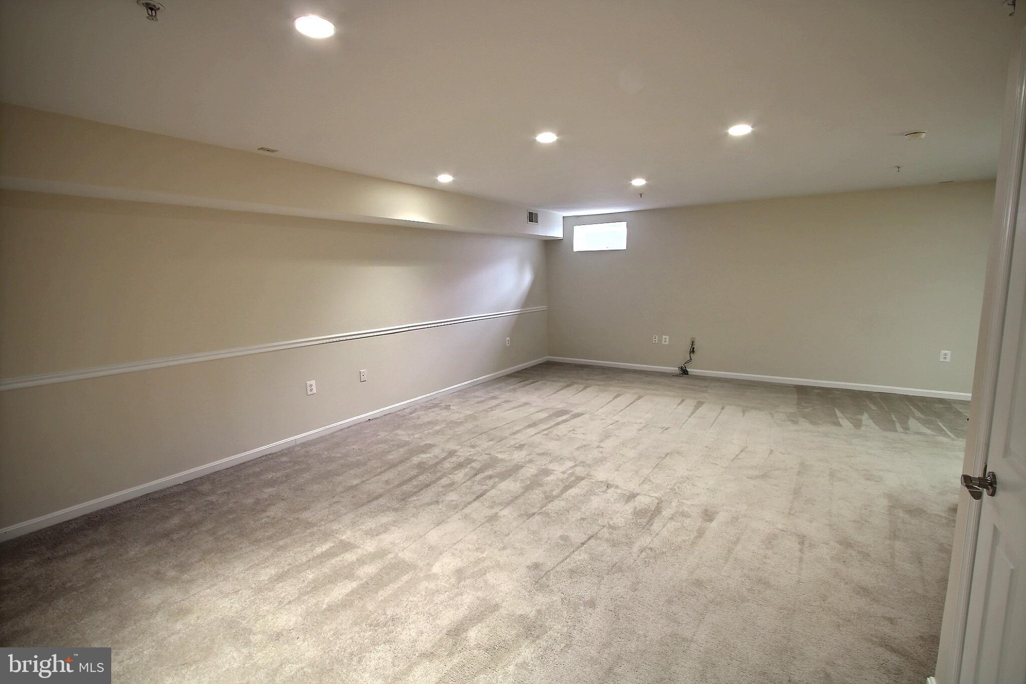 KING FARM BAILEYS COMMON - Residential