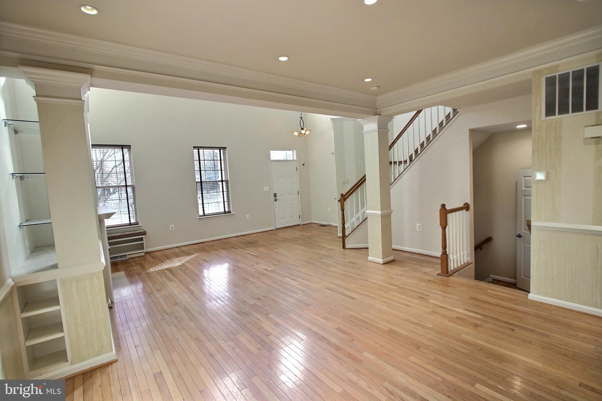 KING FARM BAILEYS COMMON - Residential