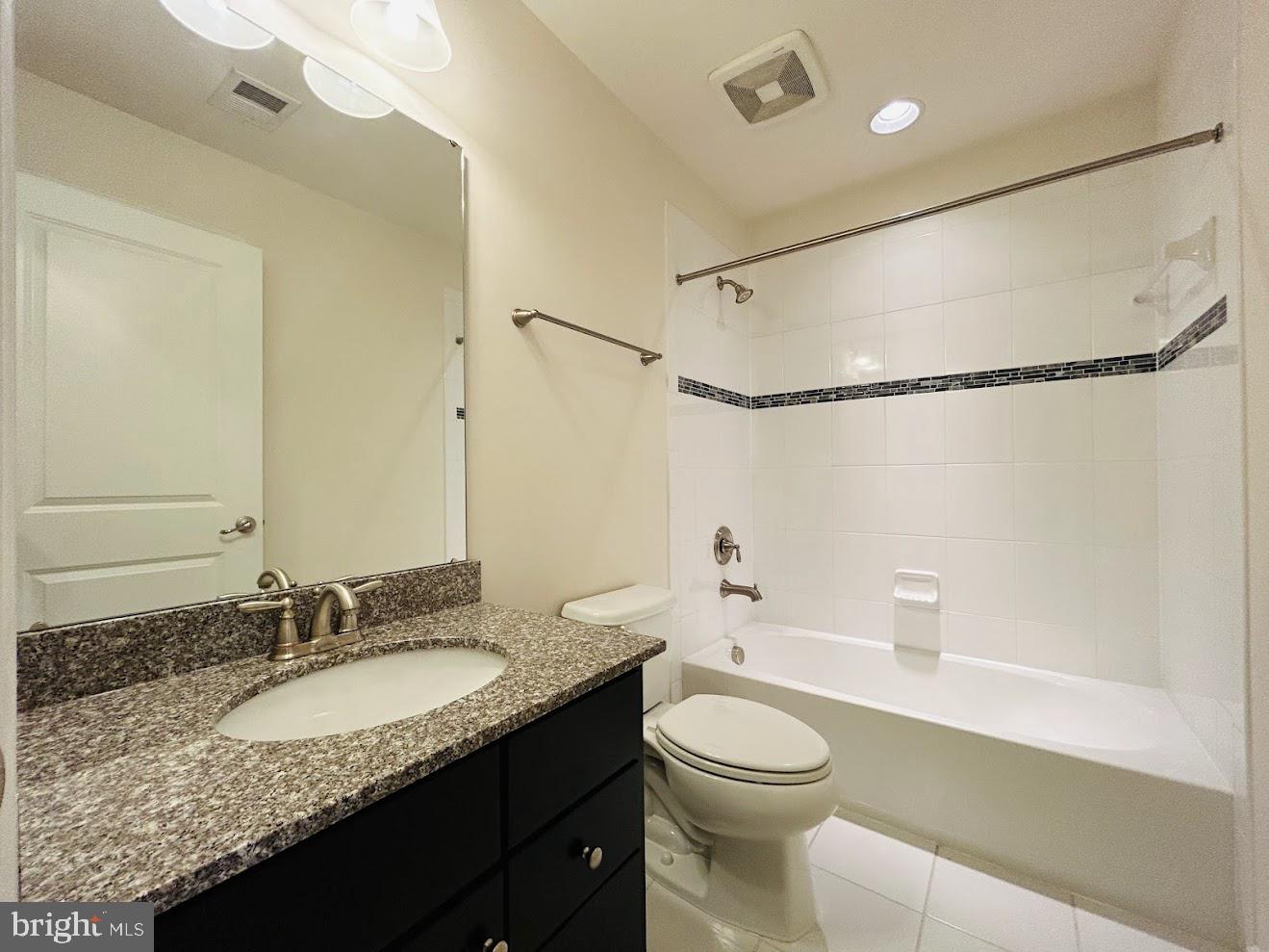 ARCOLA - Residential Lease