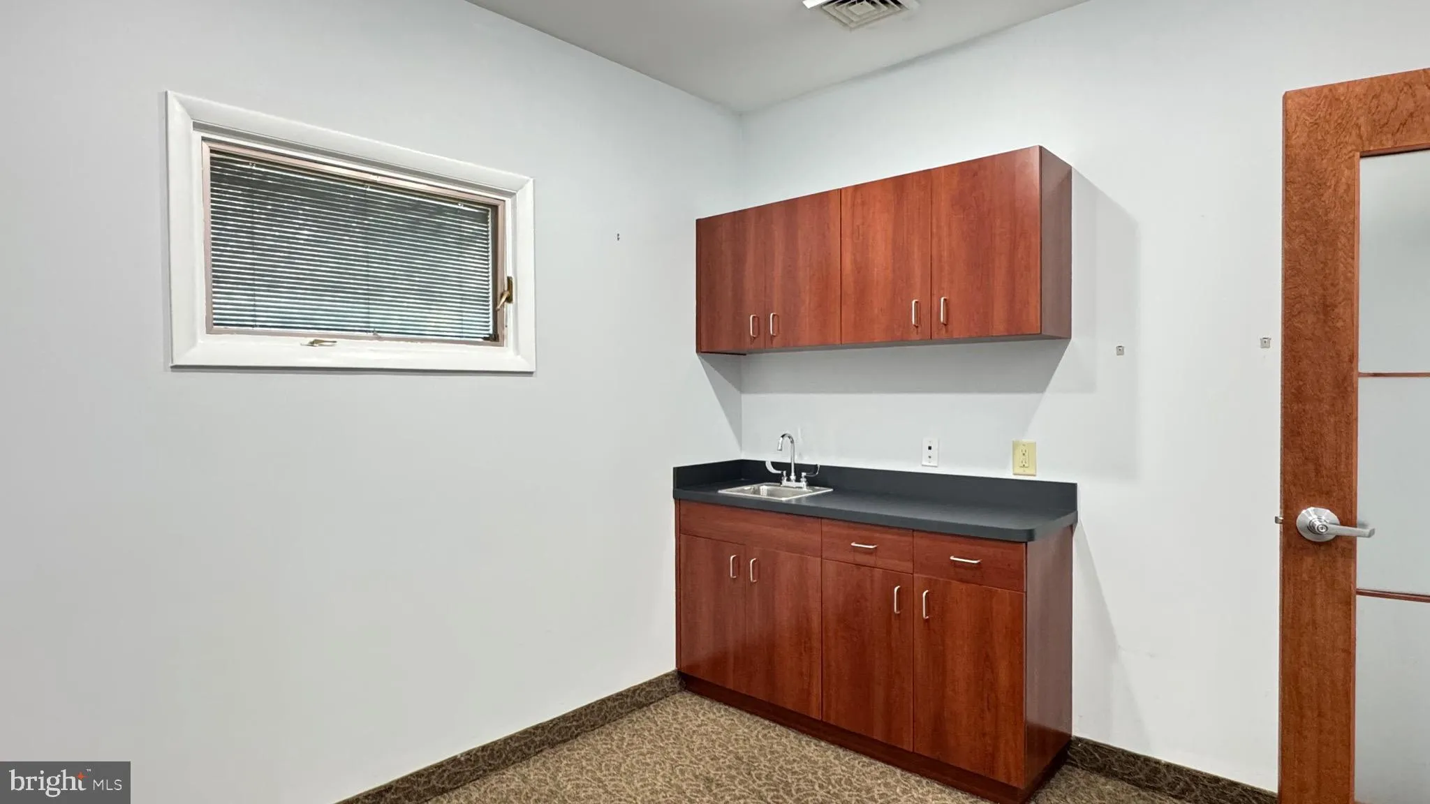 Sewell, New Jersey 08080, United States, ,Commercial,Active,173355