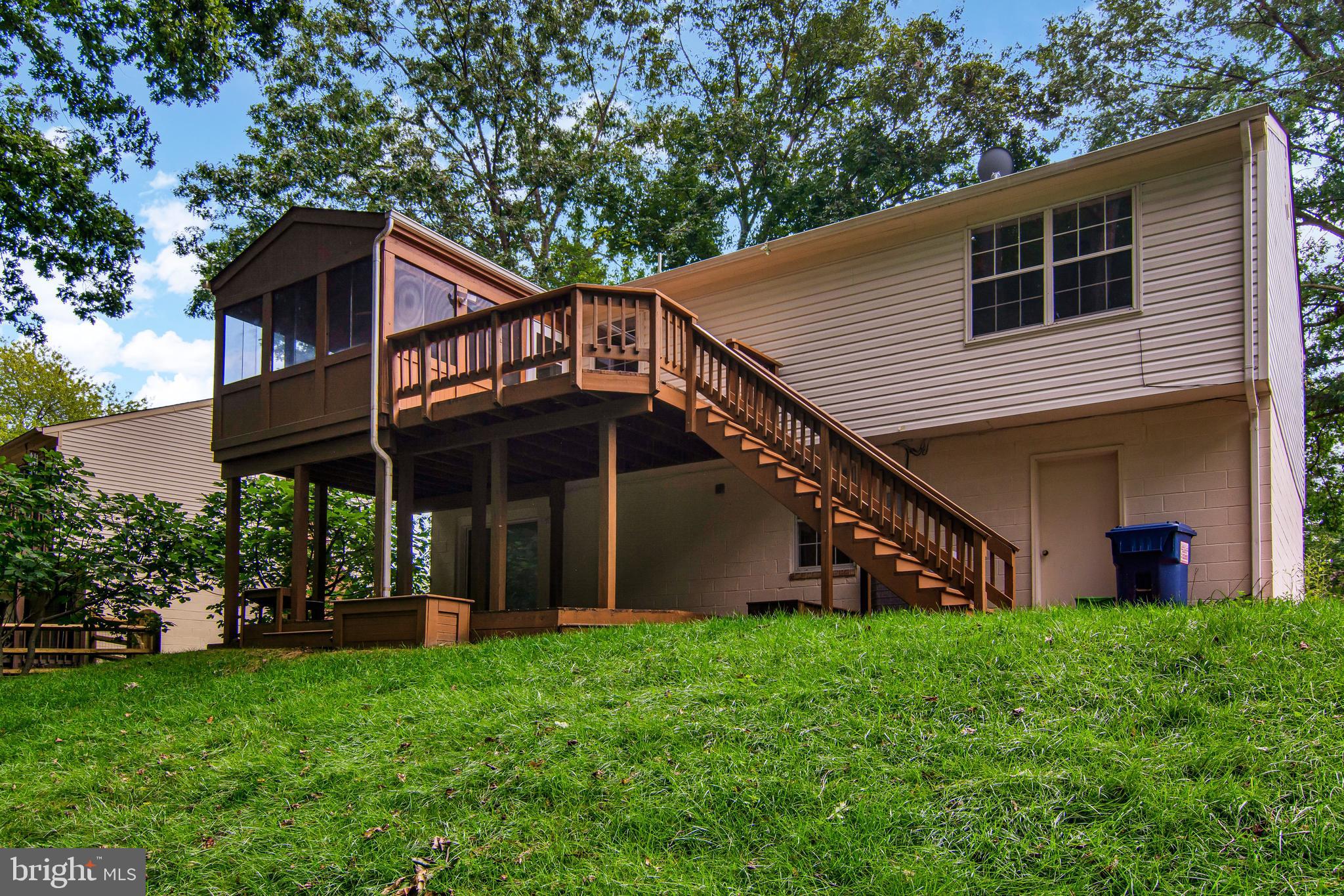 LAKE RIDGE - Residential