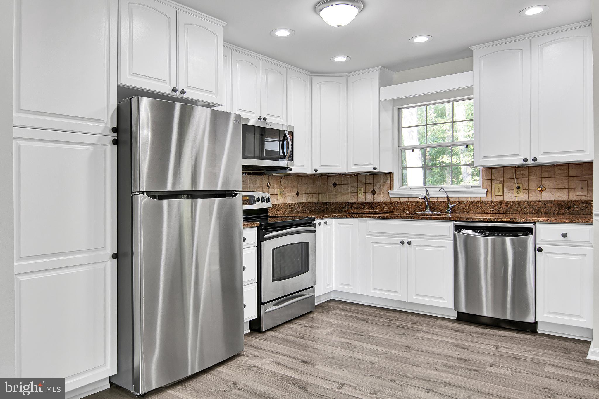 LAKE RIDGE - Residential