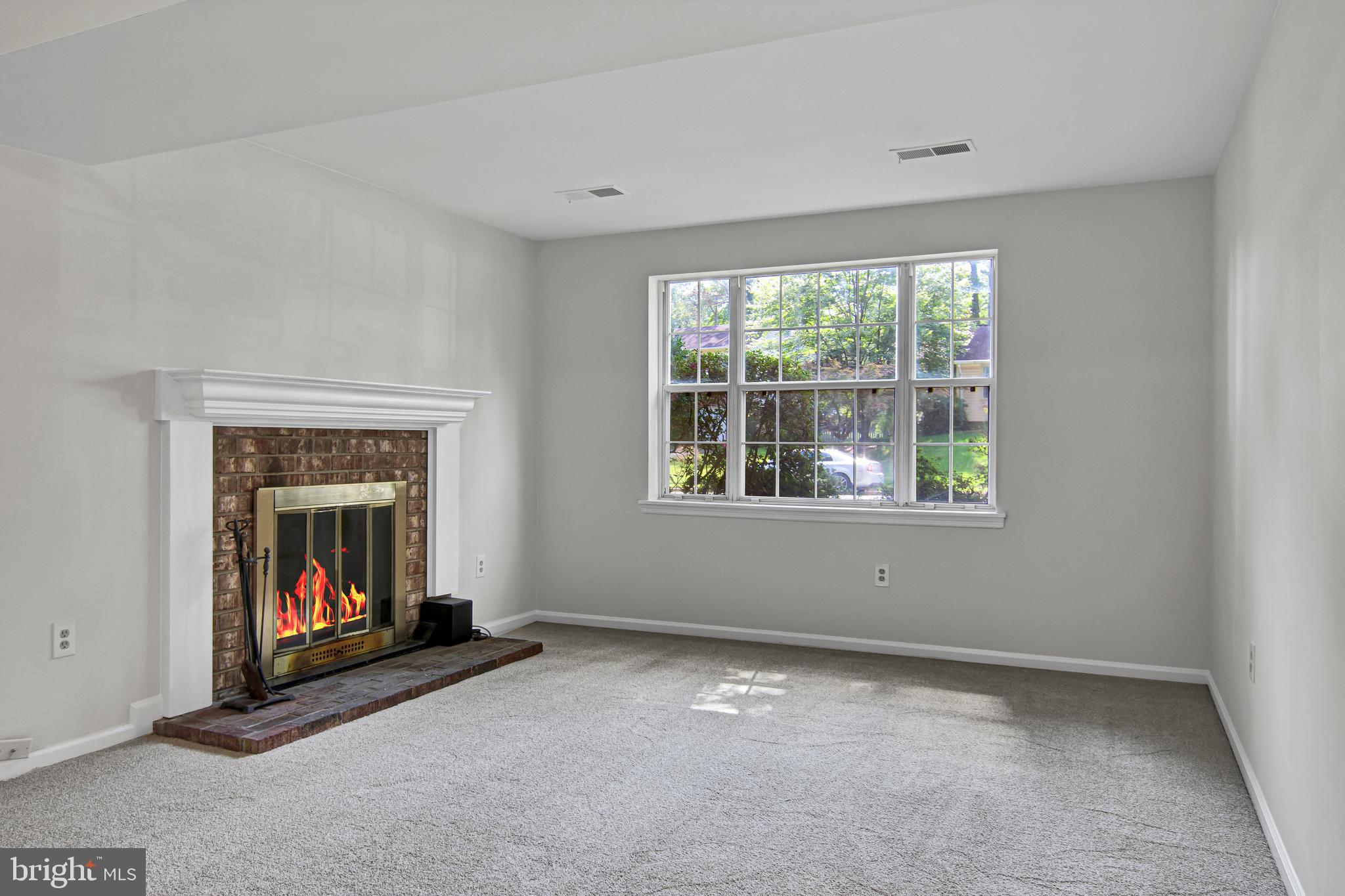 LAKE RIDGE - Residential