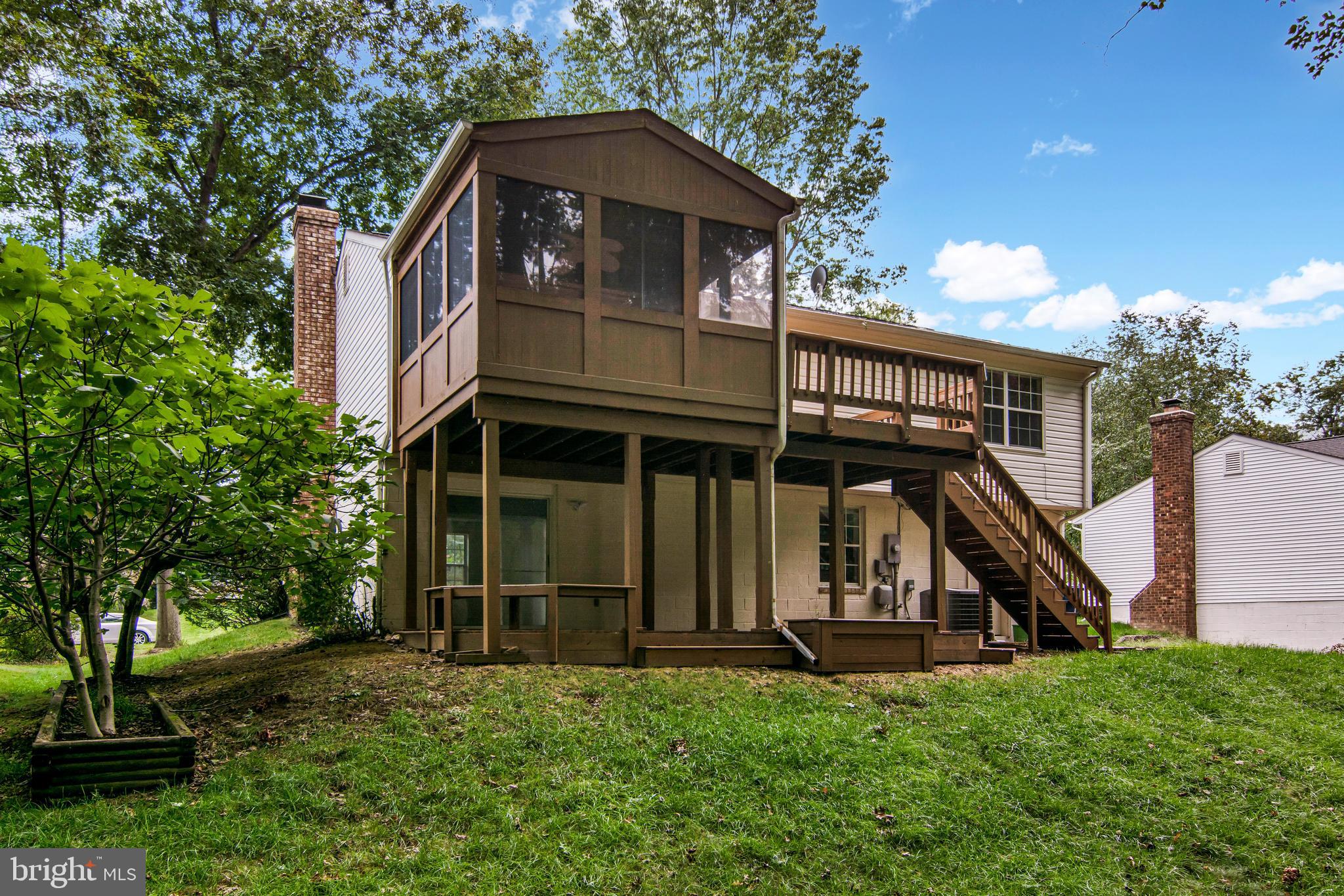 LAKE RIDGE - Residential