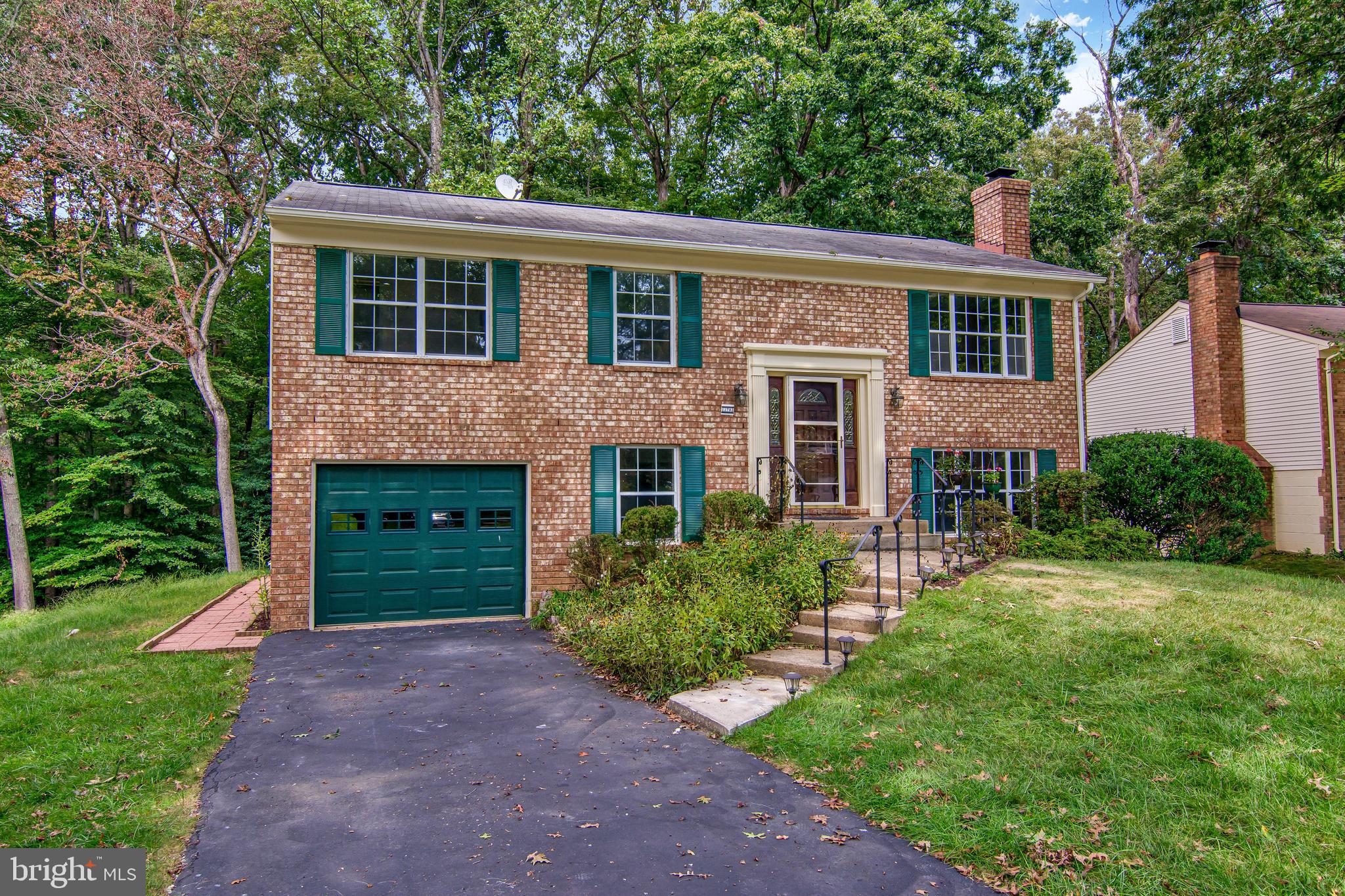 LAKE RIDGE - Residential