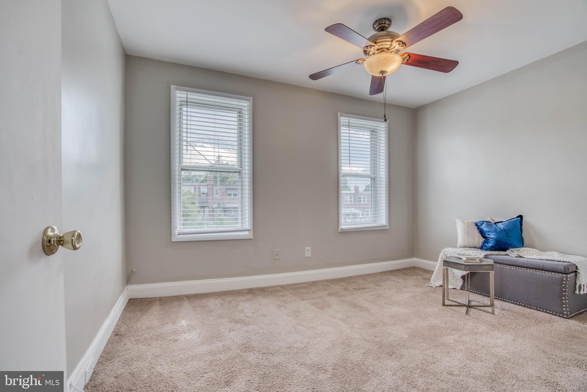 MEDFIELD - Residential