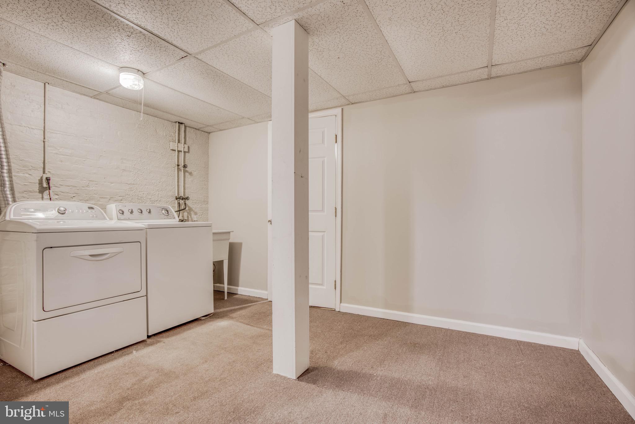 MEDFIELD - Residential