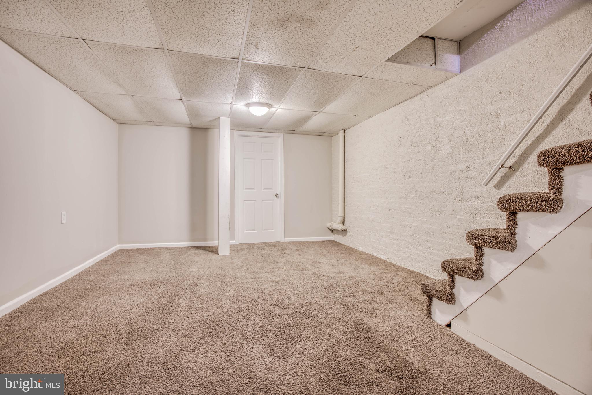 MEDFIELD - Residential