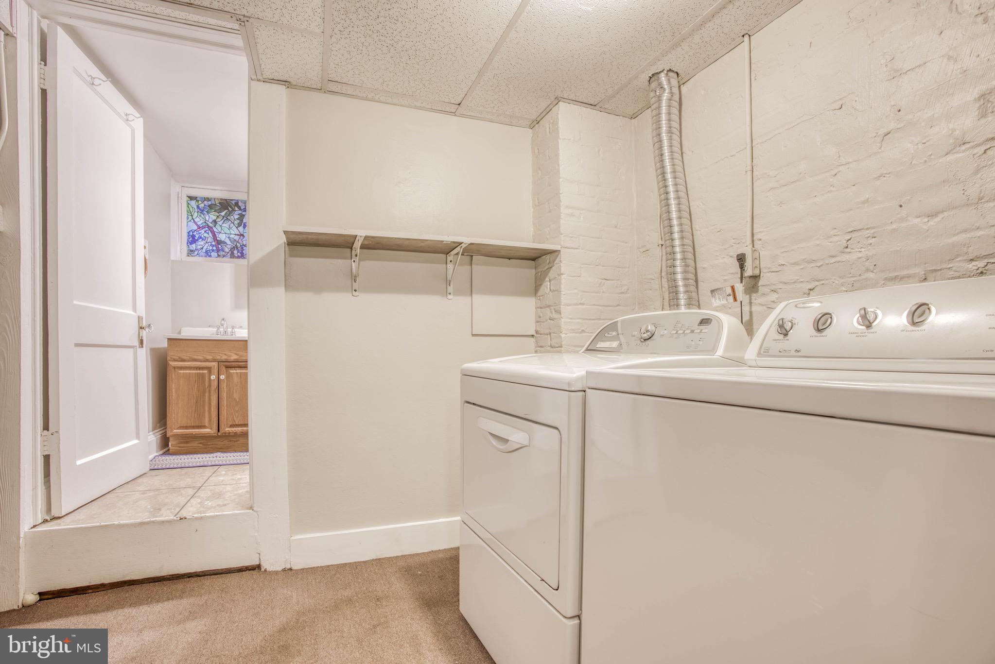 MEDFIELD - Residential