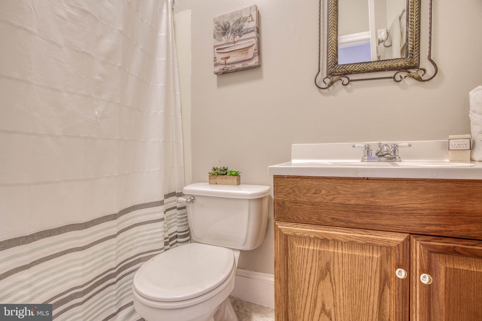 MEDFIELD - Residential