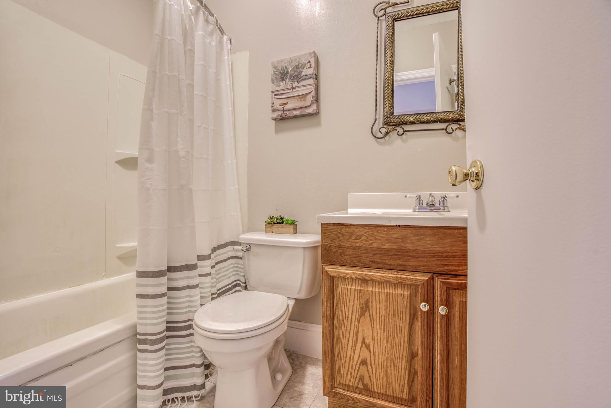 MEDFIELD - Residential