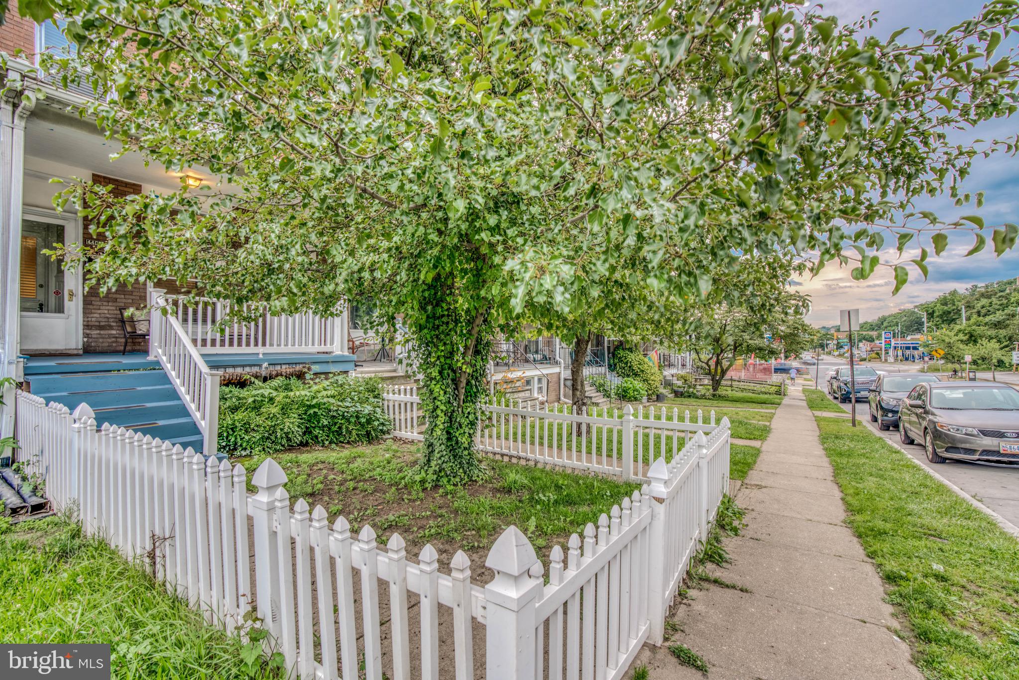 MEDFIELD - Residential