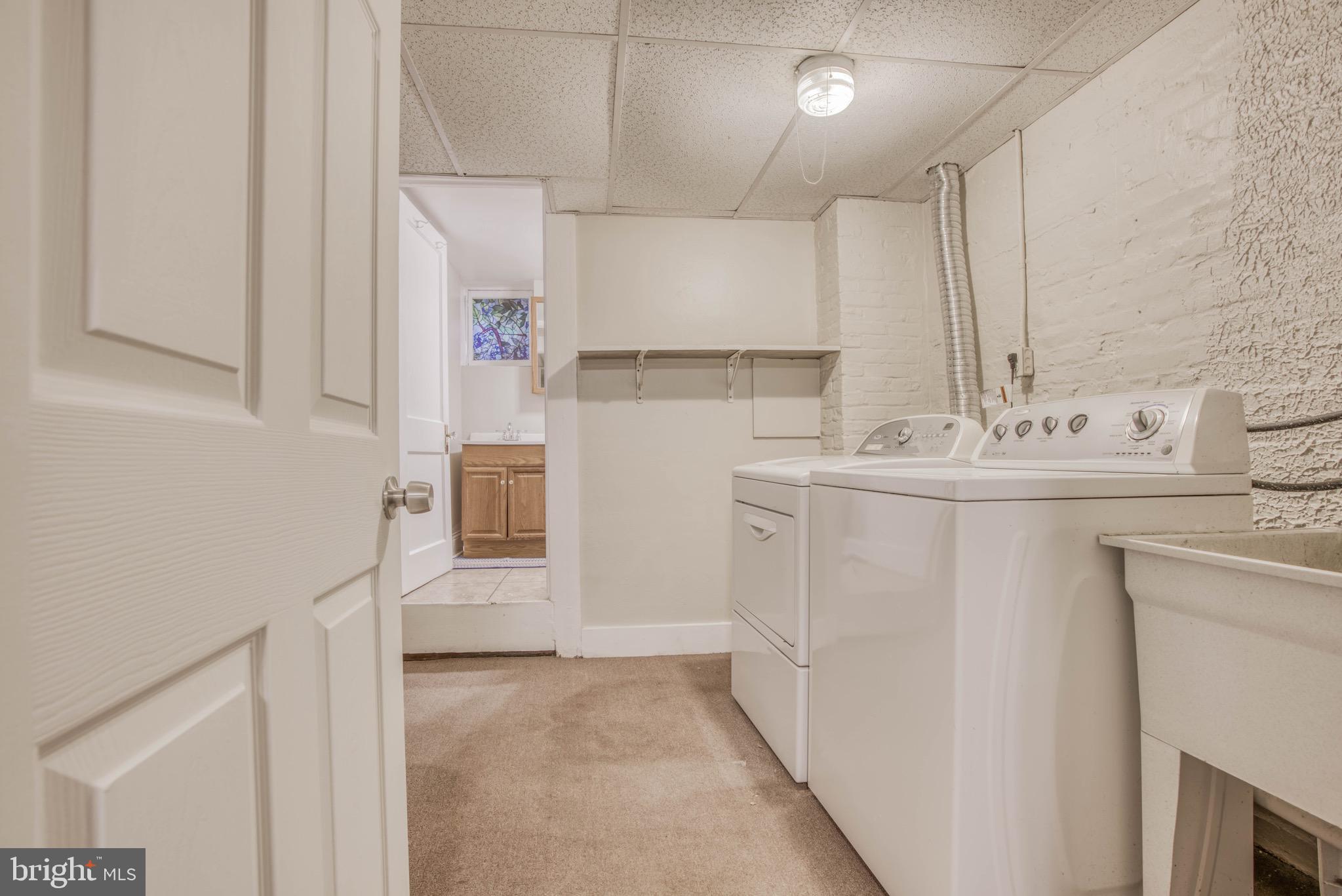 MEDFIELD - Residential