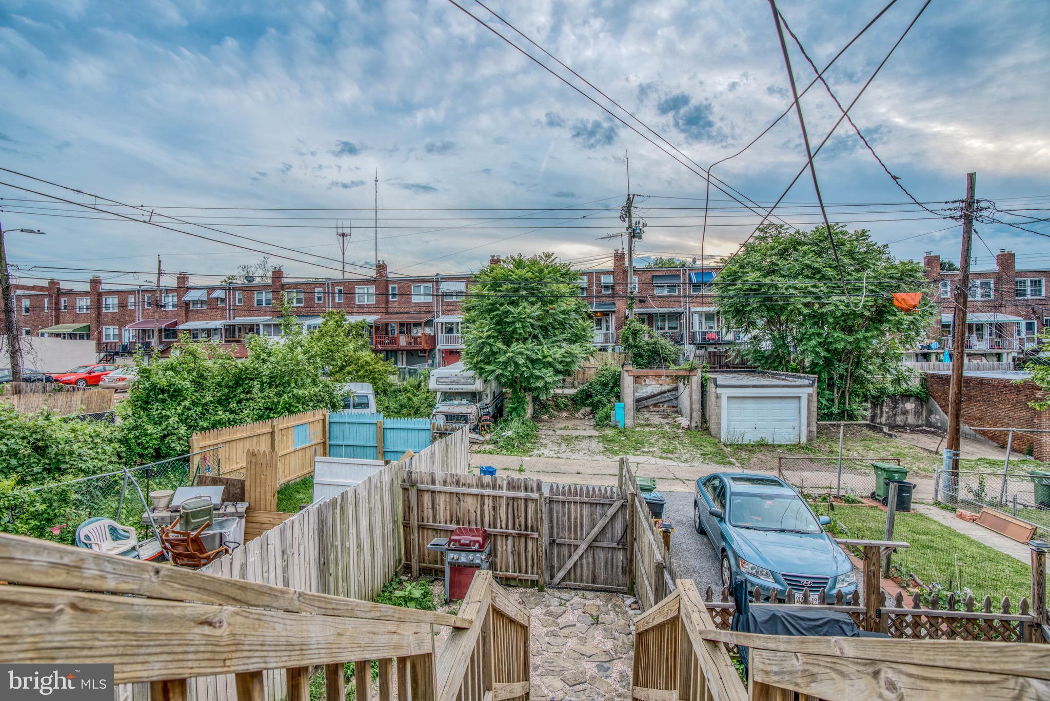 MEDFIELD - Residential