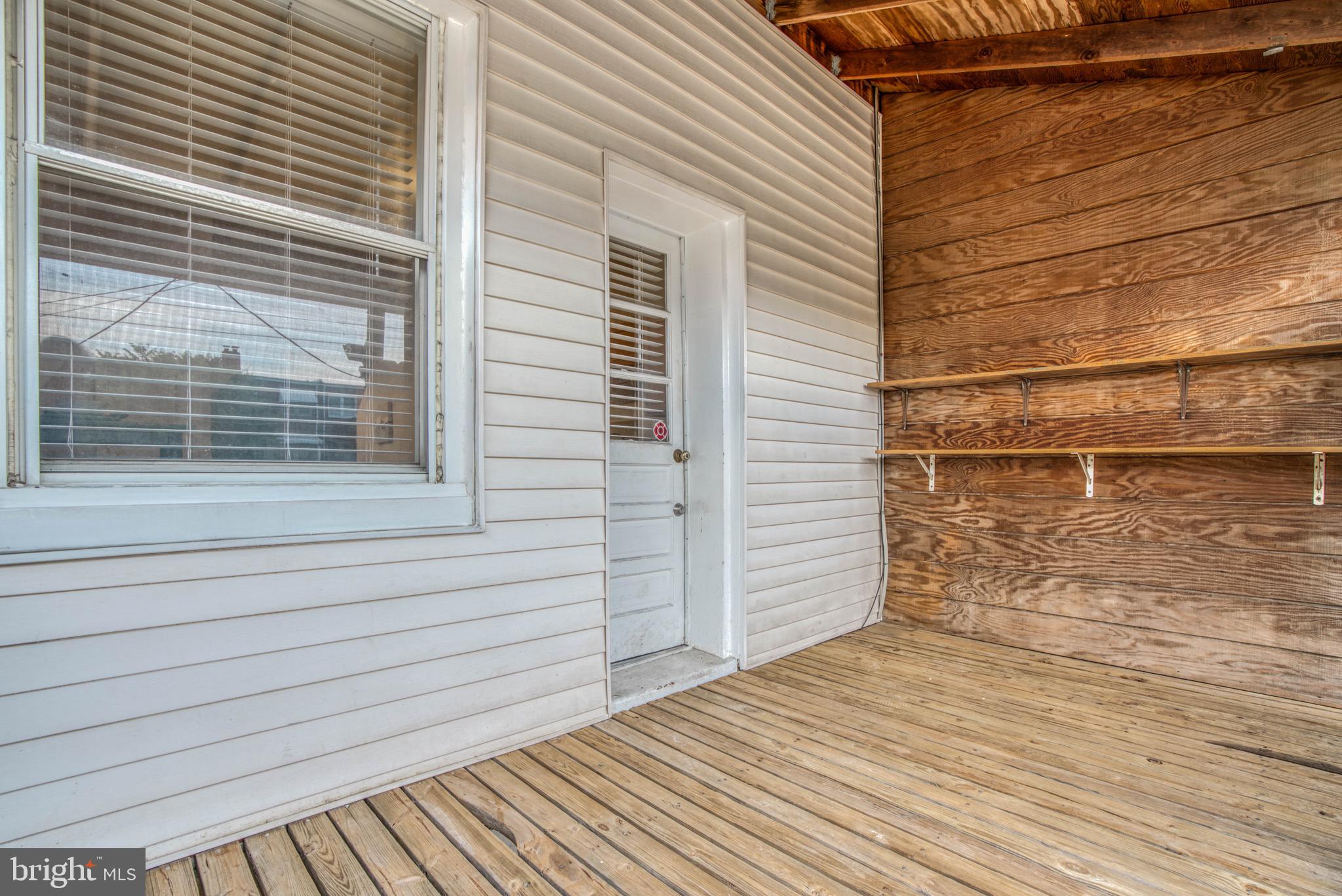 MEDFIELD - Residential