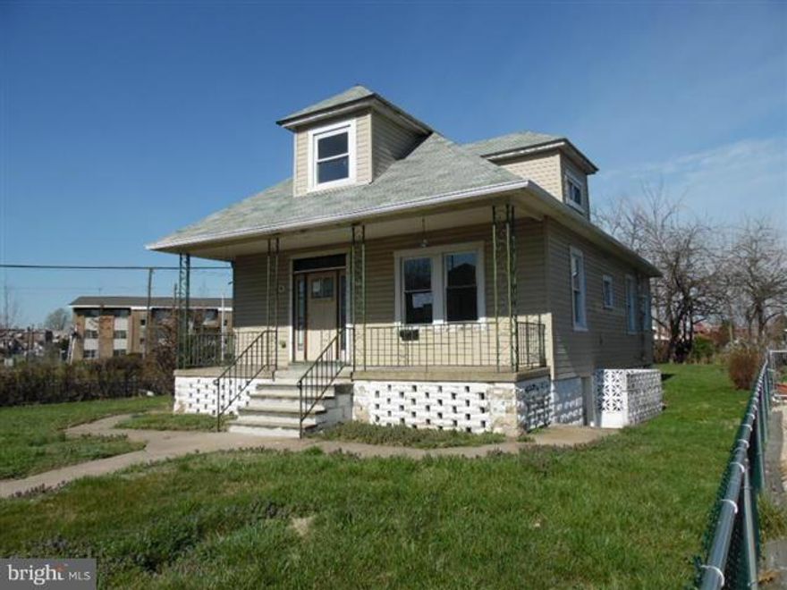 SPACIOUS CAPE COD WITH HUGE COVERED FRONT PORCH AND DEEP REAR YARD. OPEN FLOOR PLAN ON MAIN LEVEL WITH 2 BEDROOMS AND FULL BATH. HUGE KITCHEN AND DINING ROOM. UPPER LEVEL HAS 2ND KITCHEN FULL BATH, OPEN SPACE AND BEDROOM.  FULL LOWER LEVEL . CLOSE TO SCHOOLS AND SHOPPING.