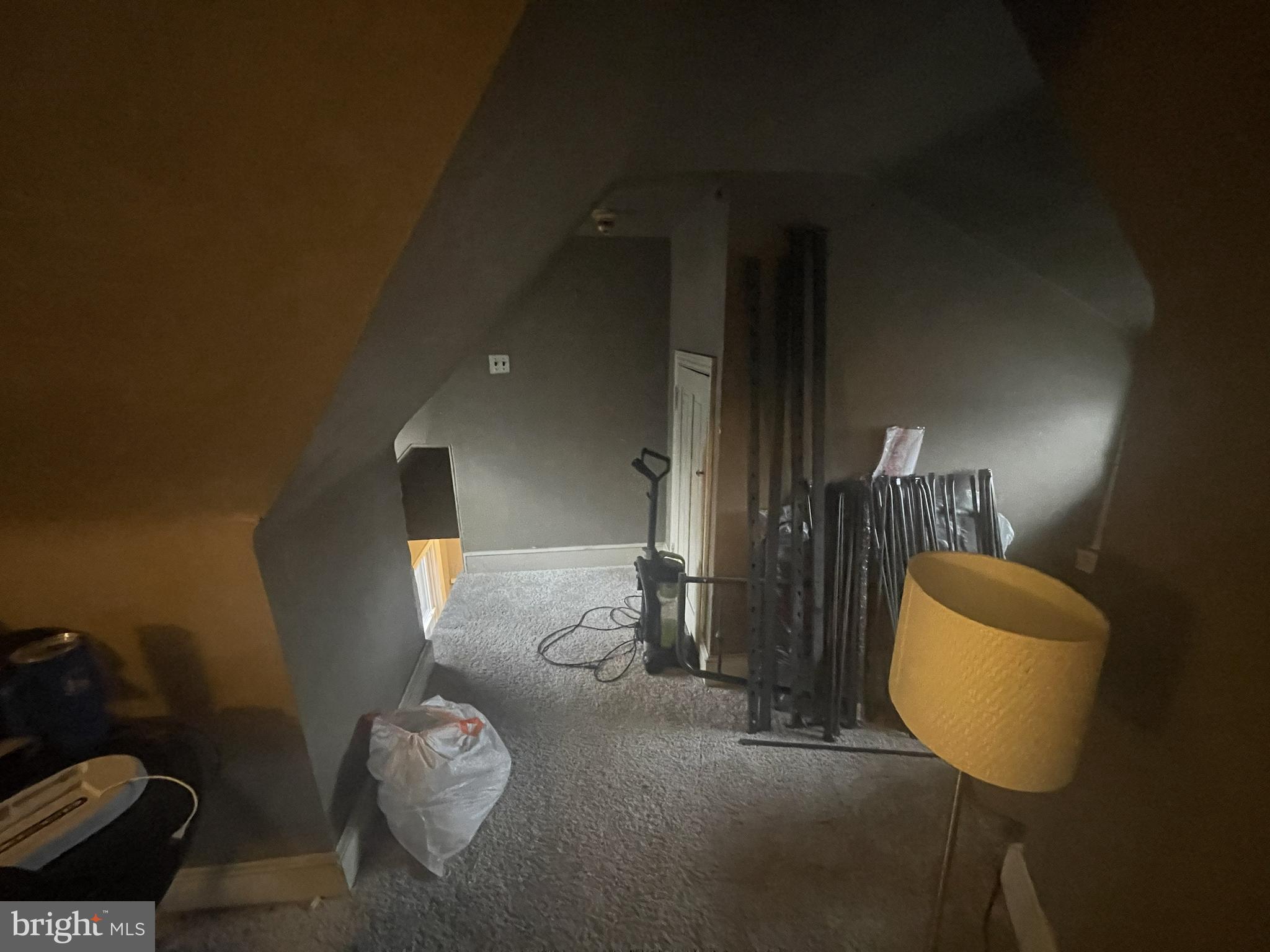 CLIFTON HEIGHTS - Residential