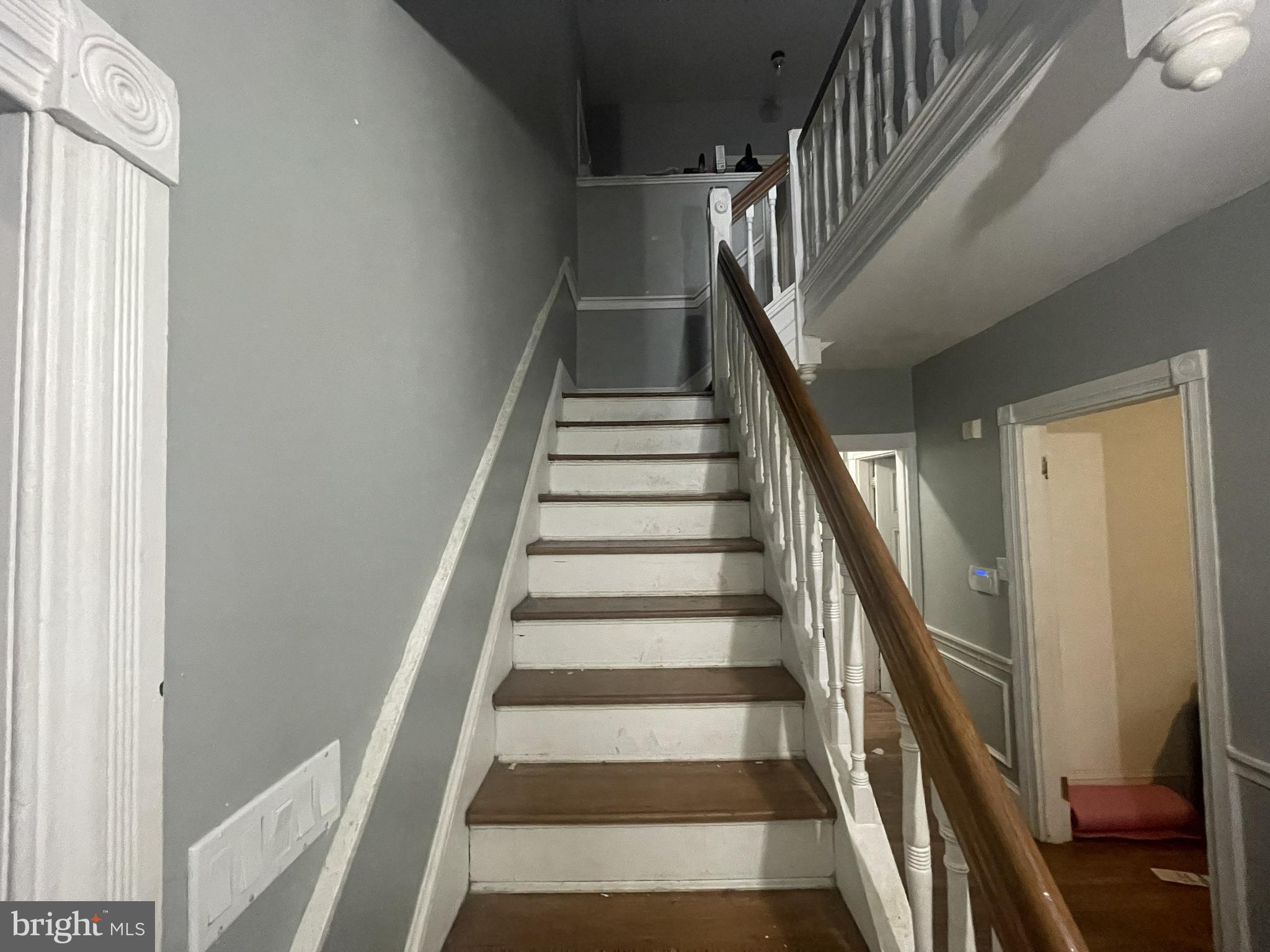 CLIFTON HEIGHTS - Residential