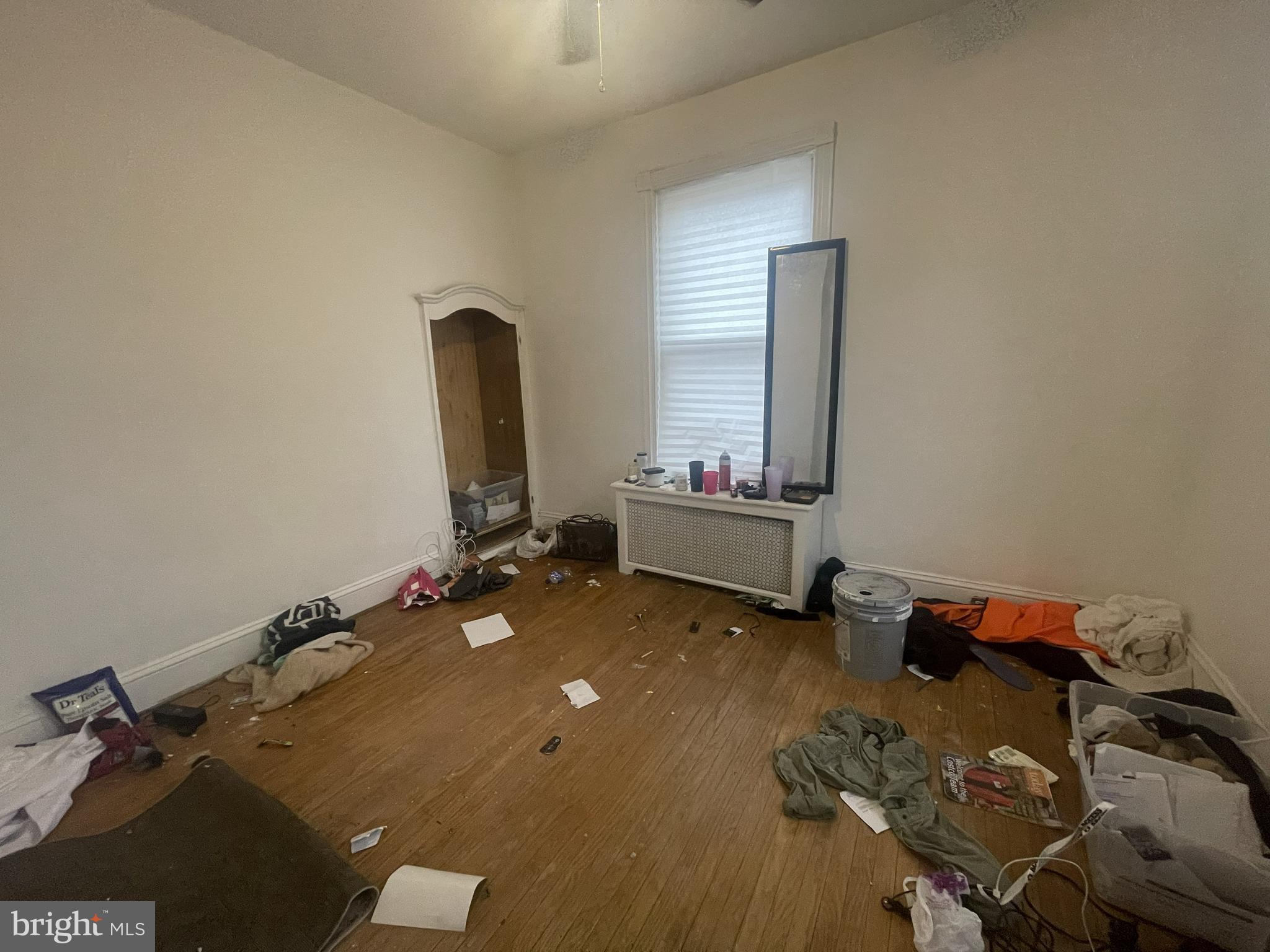 CLIFTON HEIGHTS - Residential