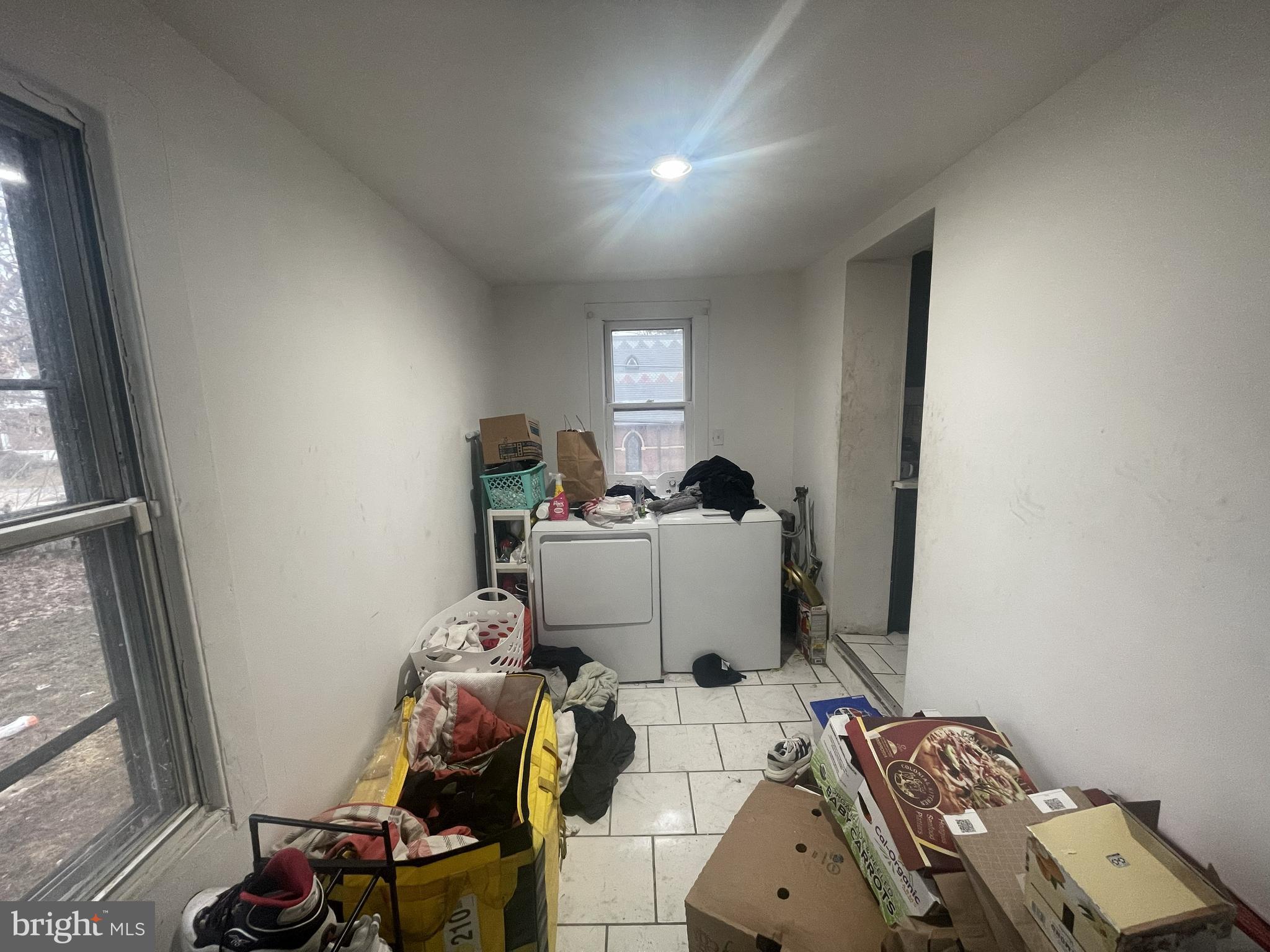 CLIFTON HEIGHTS - Residential