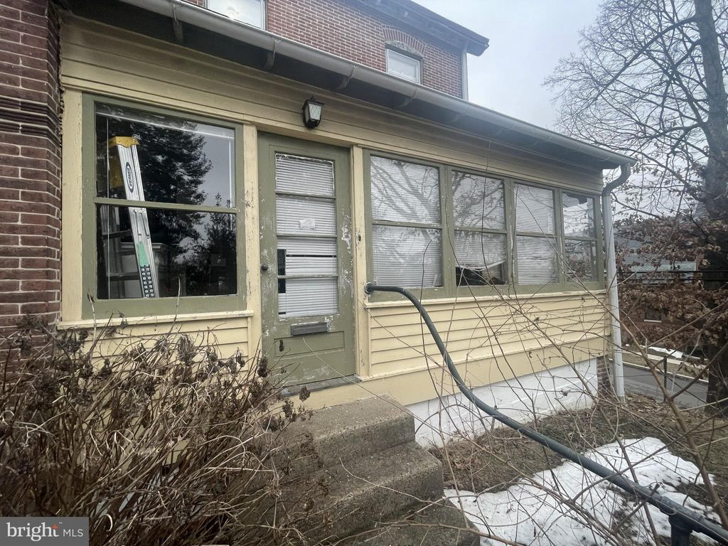 Photo of 201 W Baltimore Avenue, CLIFTON HEIGHTS, PA 19018 (MLS # PADE2108500)