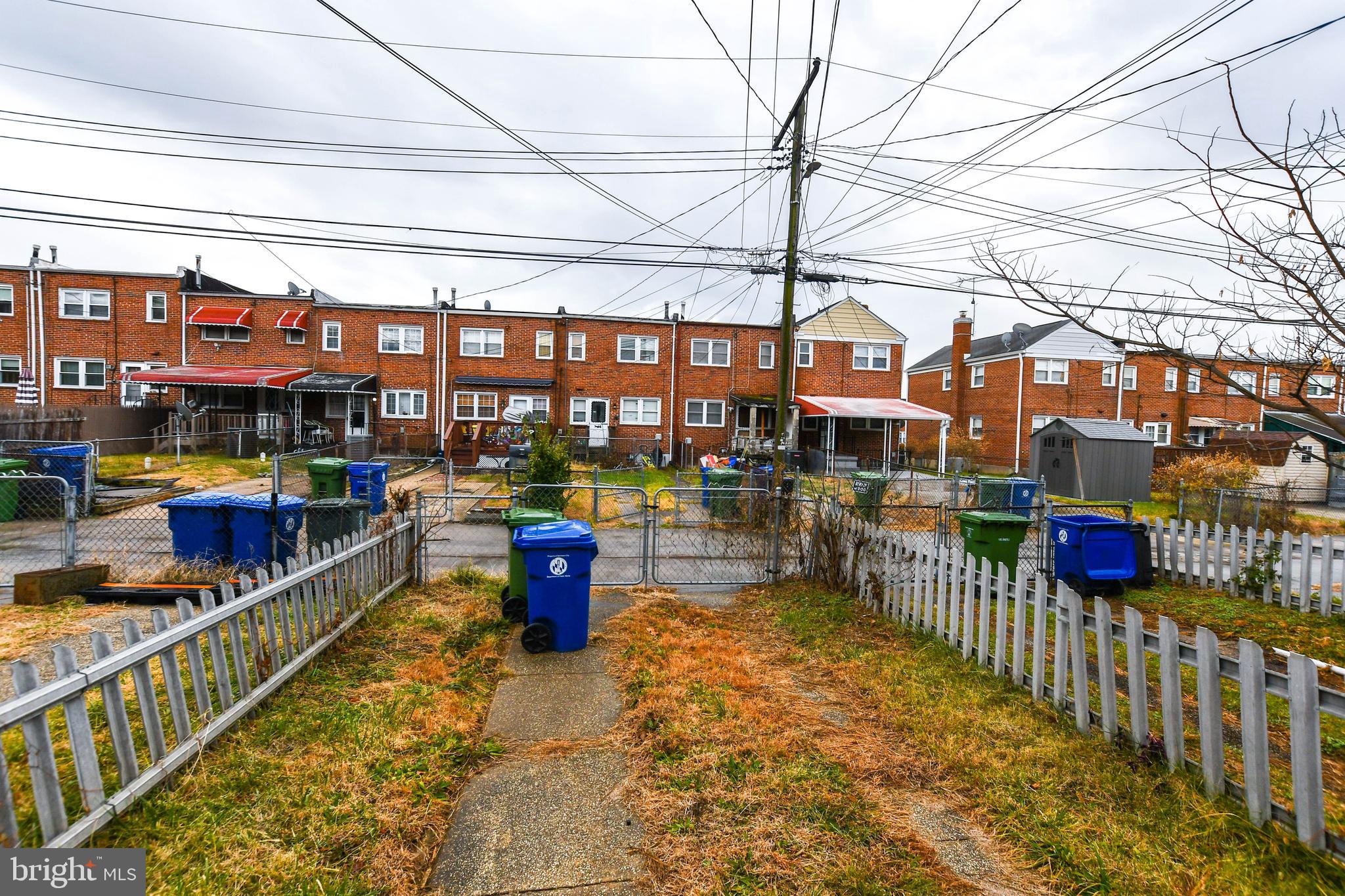 PARKSIDE - Residential Lease