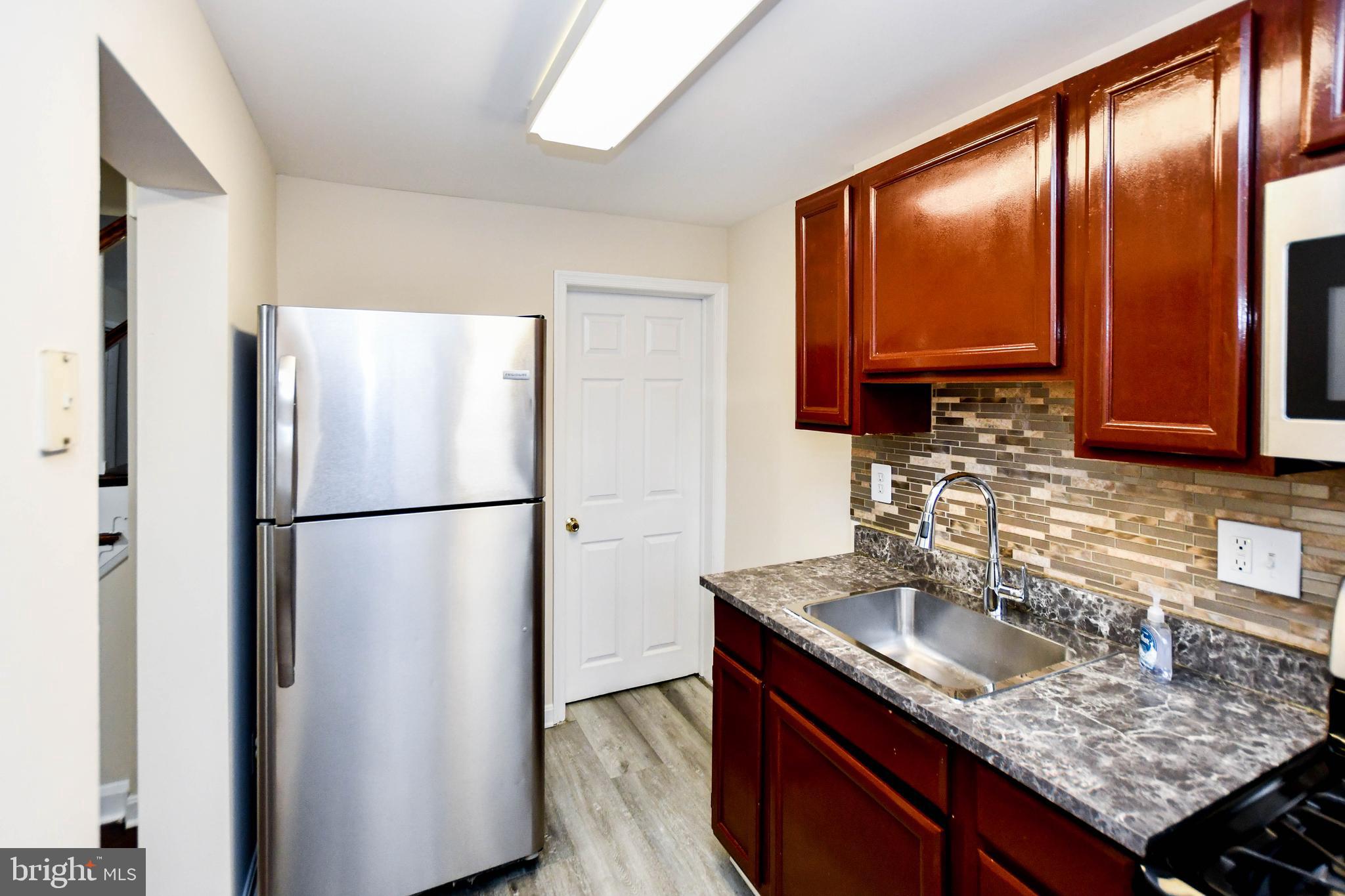 PARKSIDE - Residential Lease