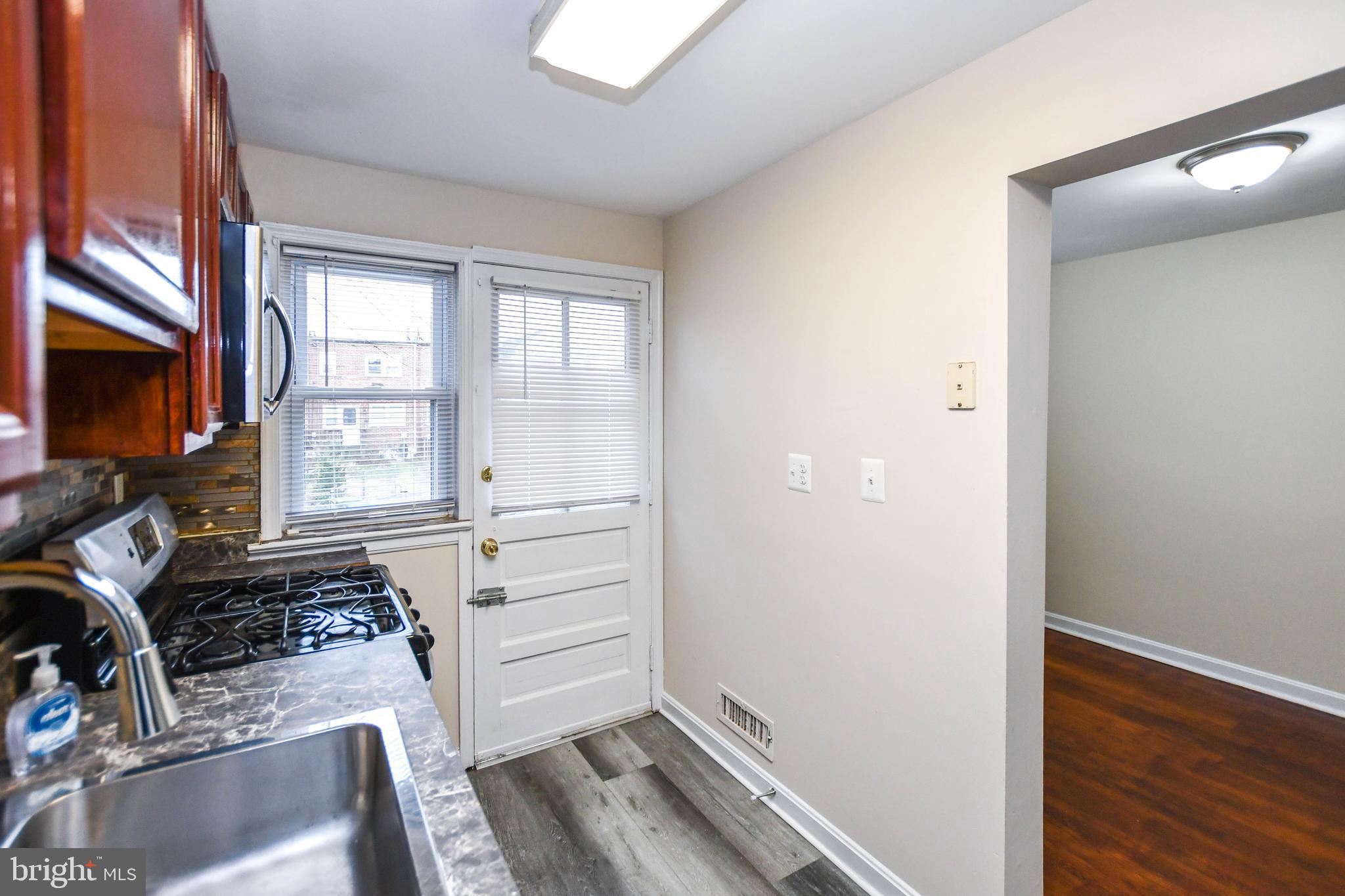 PARKSIDE - Residential Lease