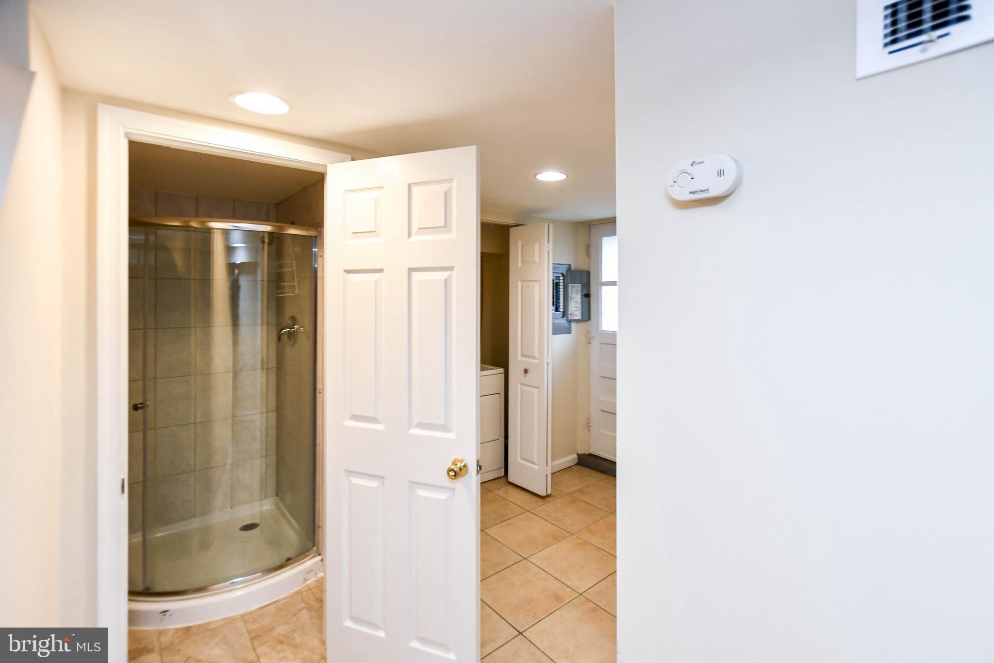 PARKSIDE - Residential Lease