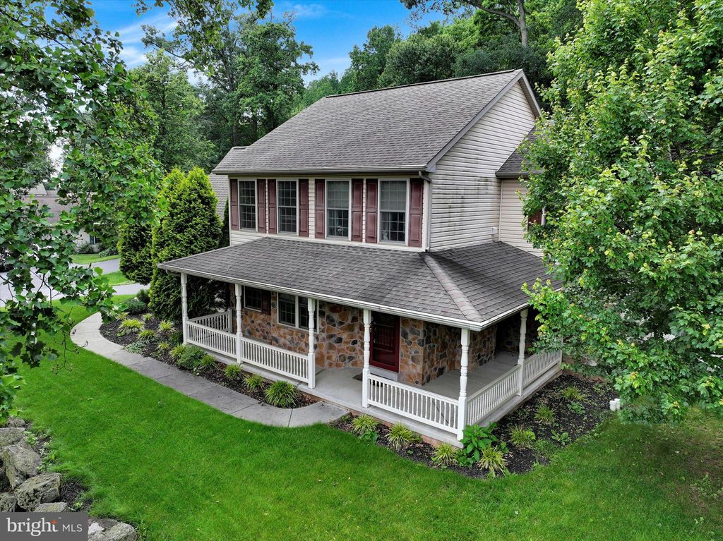 Photo of 88 Ridge Avenue, EPHRATA, PA 17522 (MLS # PALA2072024)